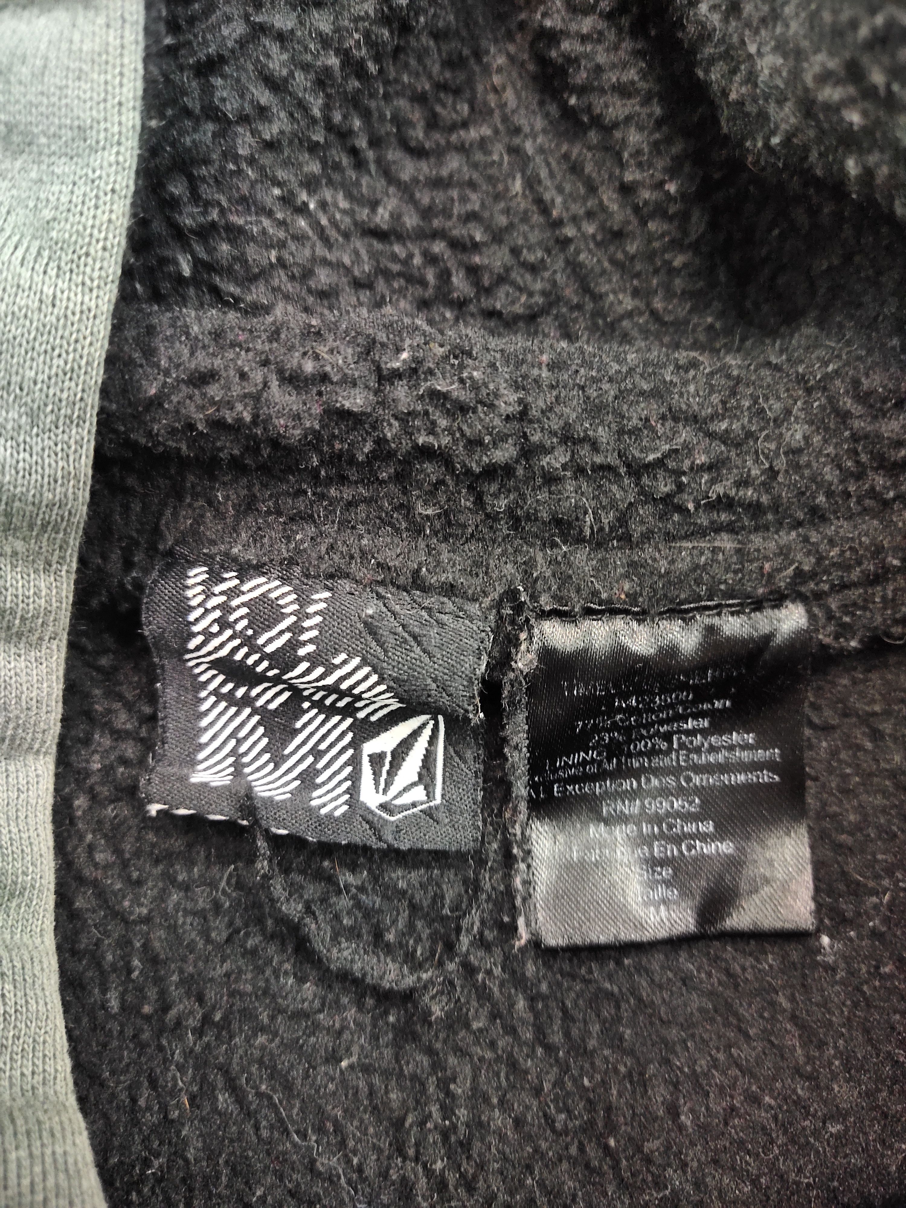 Volcom Vintage Streetwear Volcom Hoodie Size US M / EU 48-50 / 2 - 5 Thumbnail