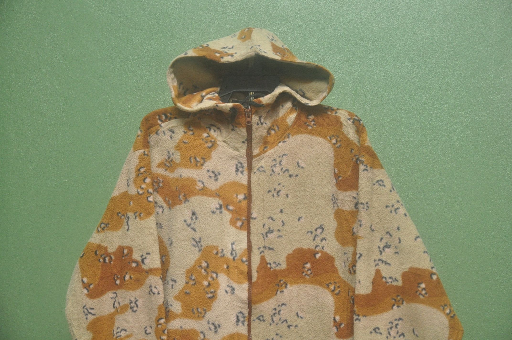 Japanese Brand × Vintage Vintage Varsity Club Fleece Designer Streetwear Style Size US L / EU 52-54 / 3 - 3 Thumbnail