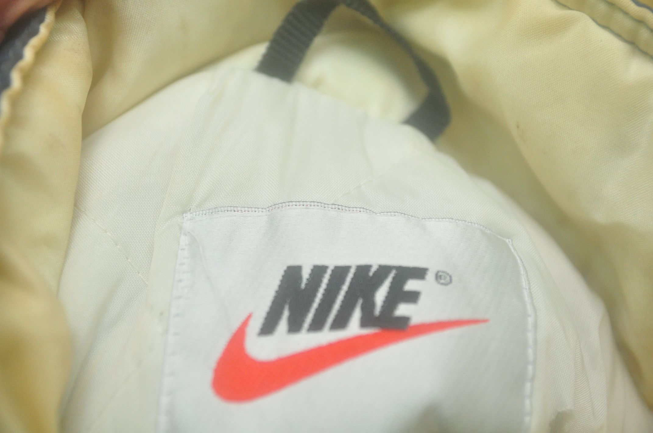 Nike Vintage Nike 90s Streetwear Fashion Style Sweater Jacket Size US XL / EU 56 / 4 - 7 Thumbnail