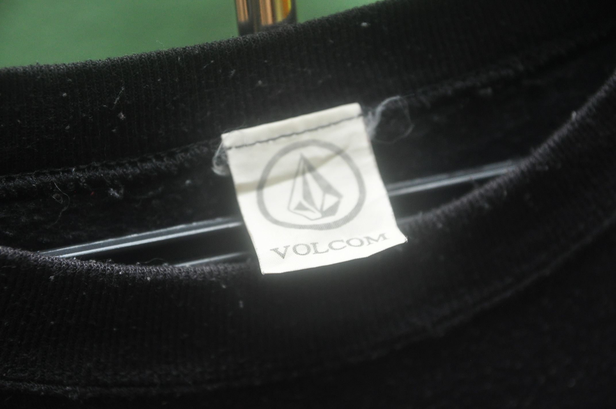 Vintage Vintage Volcom Made In Usa Skateboarding Sweatshirt Size US XL / EU 56 / 4 - 5 Thumbnail