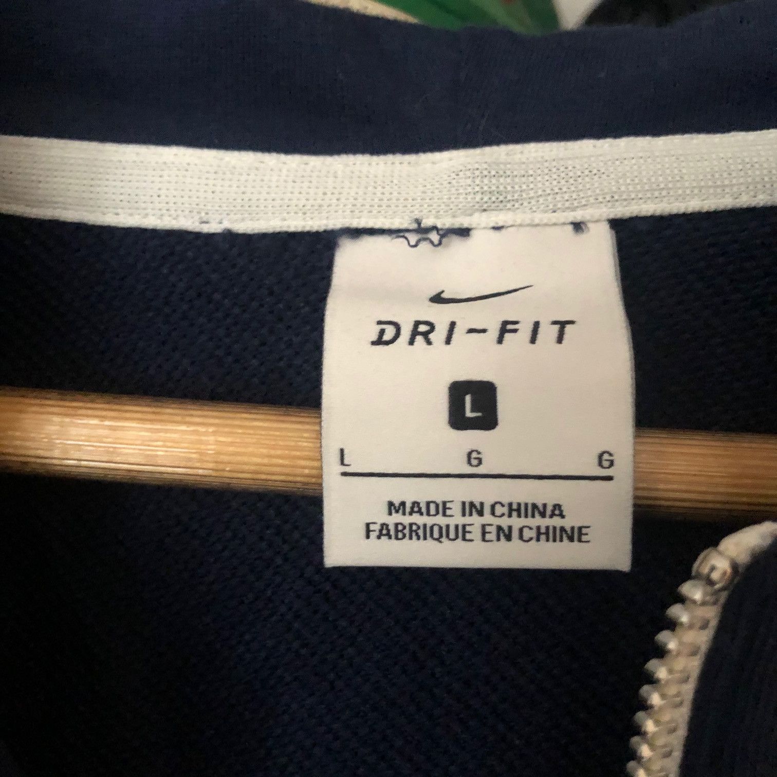 Nike NIKE Standard Issue Dri-Fit Zip Hoodie Size US L / EU 52-54 / 3 - 5 Thumbnail