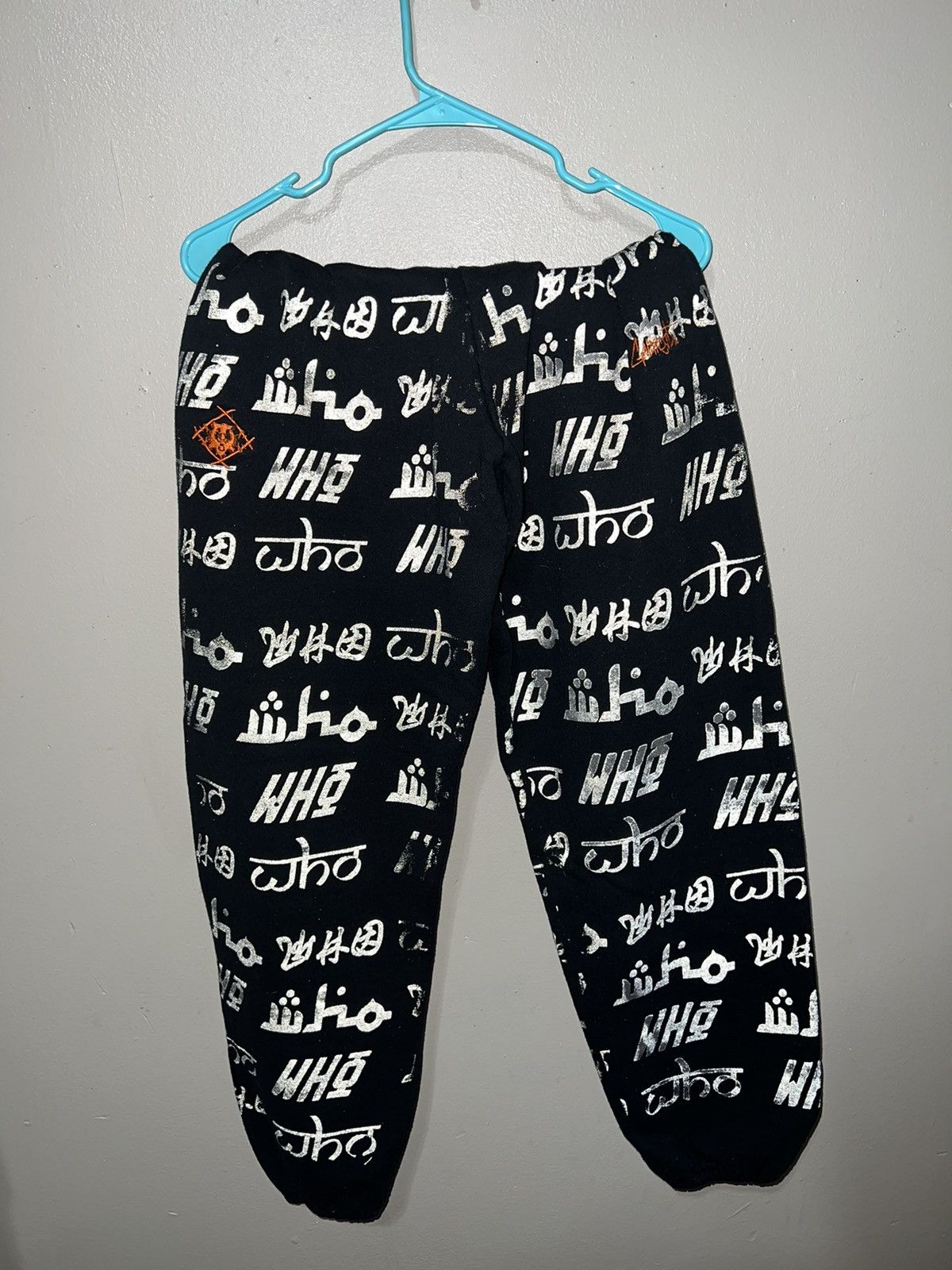 image of Hollow Squad X Gnarcotic “Who” 3M Sweatpants L Xavier Wulf in Black, Men's (Size 32)