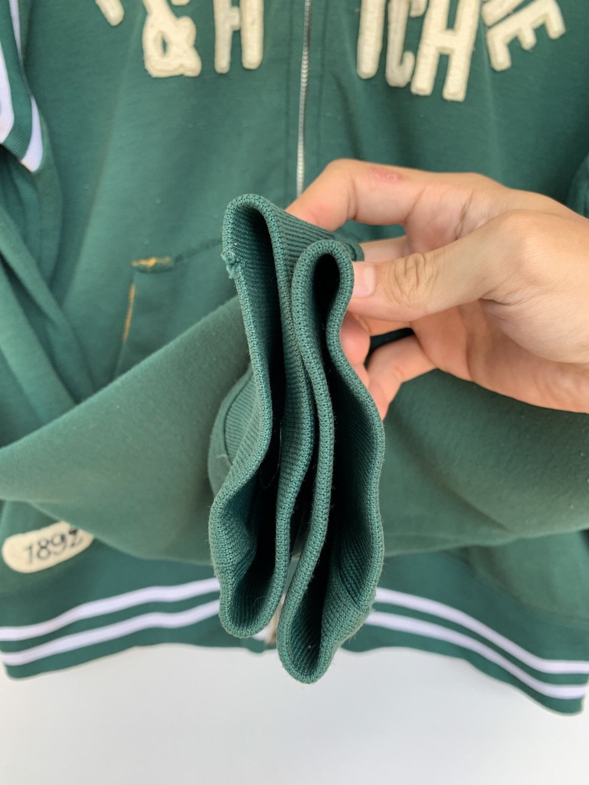 Abercrombie & Fitch Vintage Abercrombie & Fitch Big Logo Tracktop Nice Design Size US L / EU 52-54 / 3 - 3 Thumbnail
