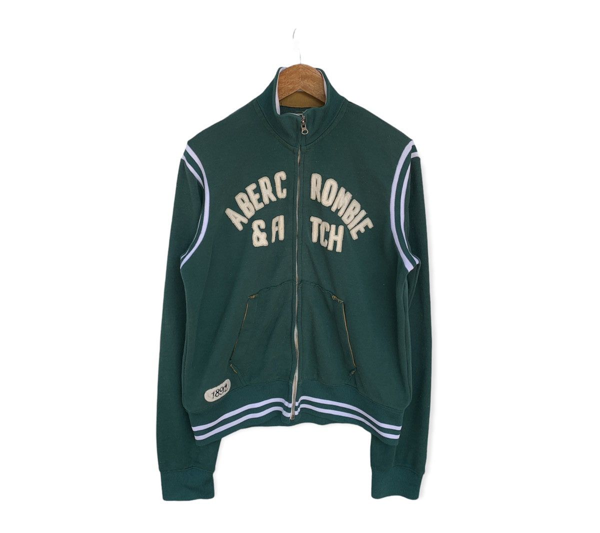 Abercrombie & Fitch Vintage Abercrombie & Fitch Big Logo Tracktop Nice Design Size US L / EU 52-54 / 3 - 1 Thumbnail