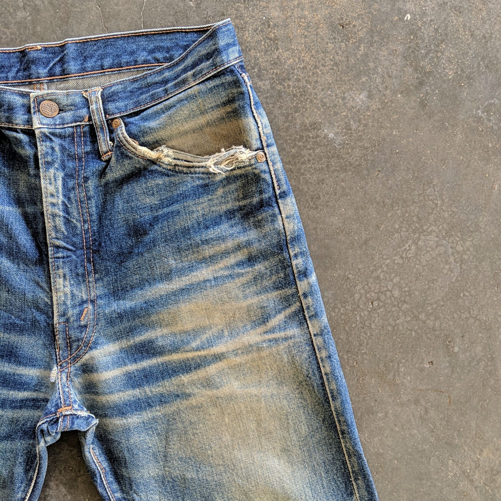 Japanese Brand Vintage Japanese Faded Distressed Denim Jeans Pants Size US 31 - 4 Thumbnail