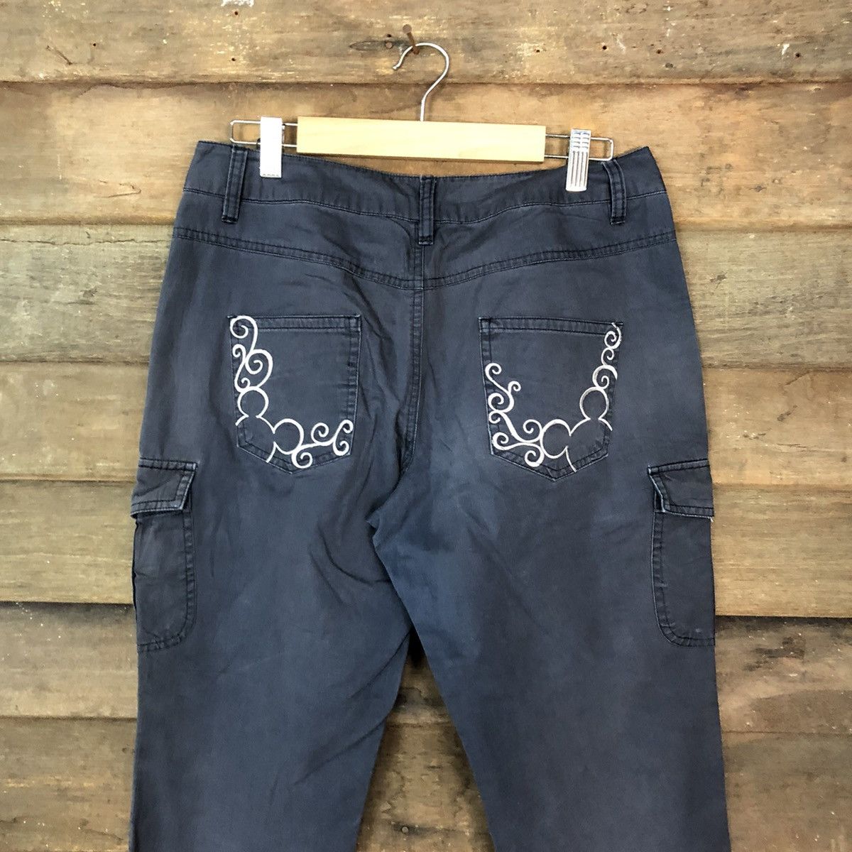 Disney × Mickey Mouse Disney Mickey Dark blue faded utility Cargo Pants #4474 Size 28" / US 6 / IT 42 - 2 Thumbnail