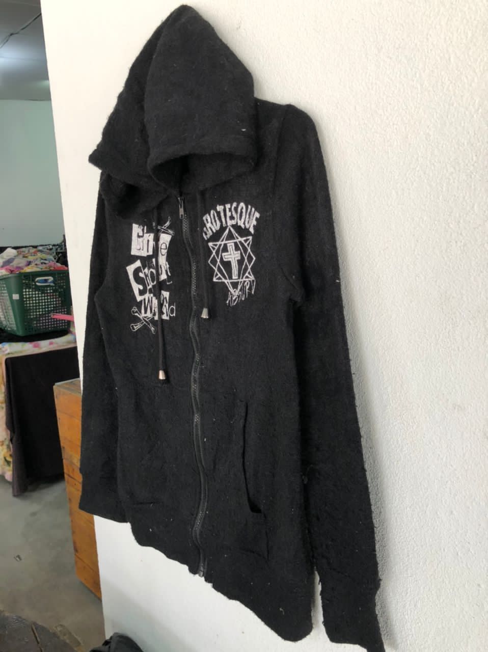 Japanese Brand Ghost of Harlem hodie with skull design Size US S / EU 44-46 / 1 - 5 Thumbnail
