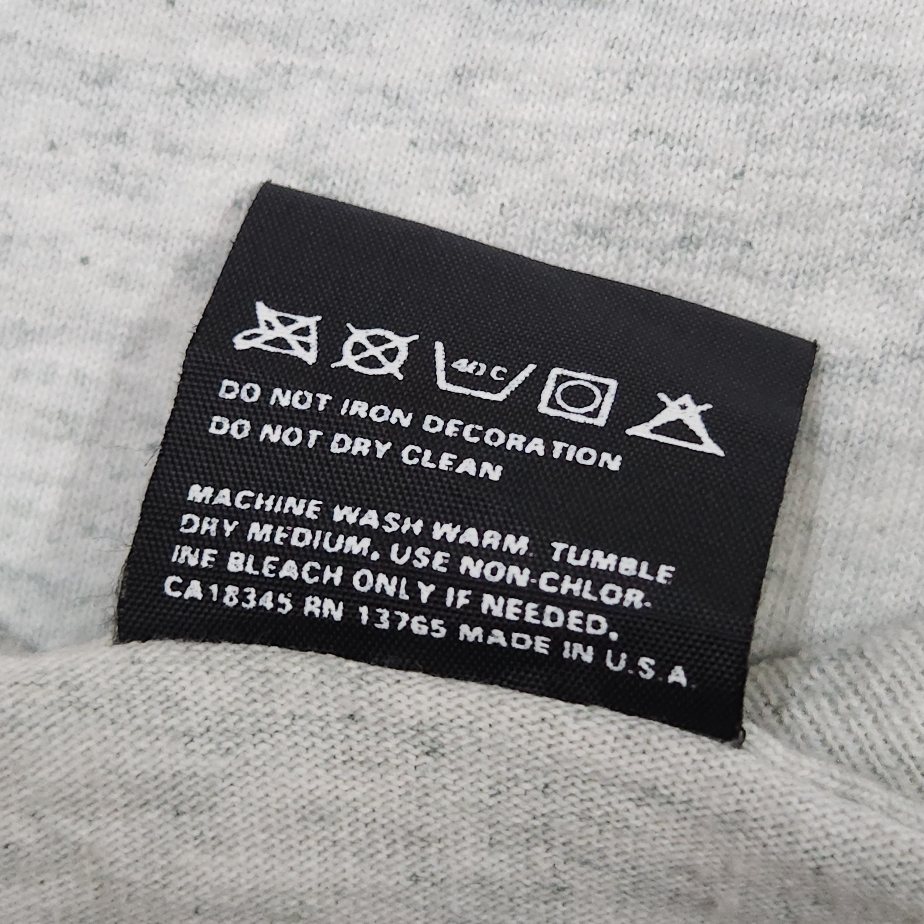 Fruit Of The Loom × Oakley × Vintage Vintage OAKLEY Thermonuclear Protection Fruit Of The Loom Size US L / EU 52-54 / 3 - 4 Thumbnail