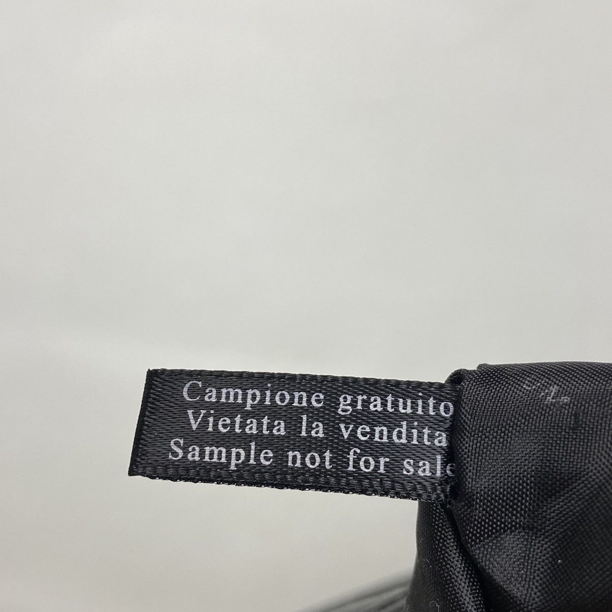 Versace «SAMPLE» RARE VINTAGE VERSACE TOTE BAG «NOT FOR SALE» Size ONE SIZE - 11 Thumbnail