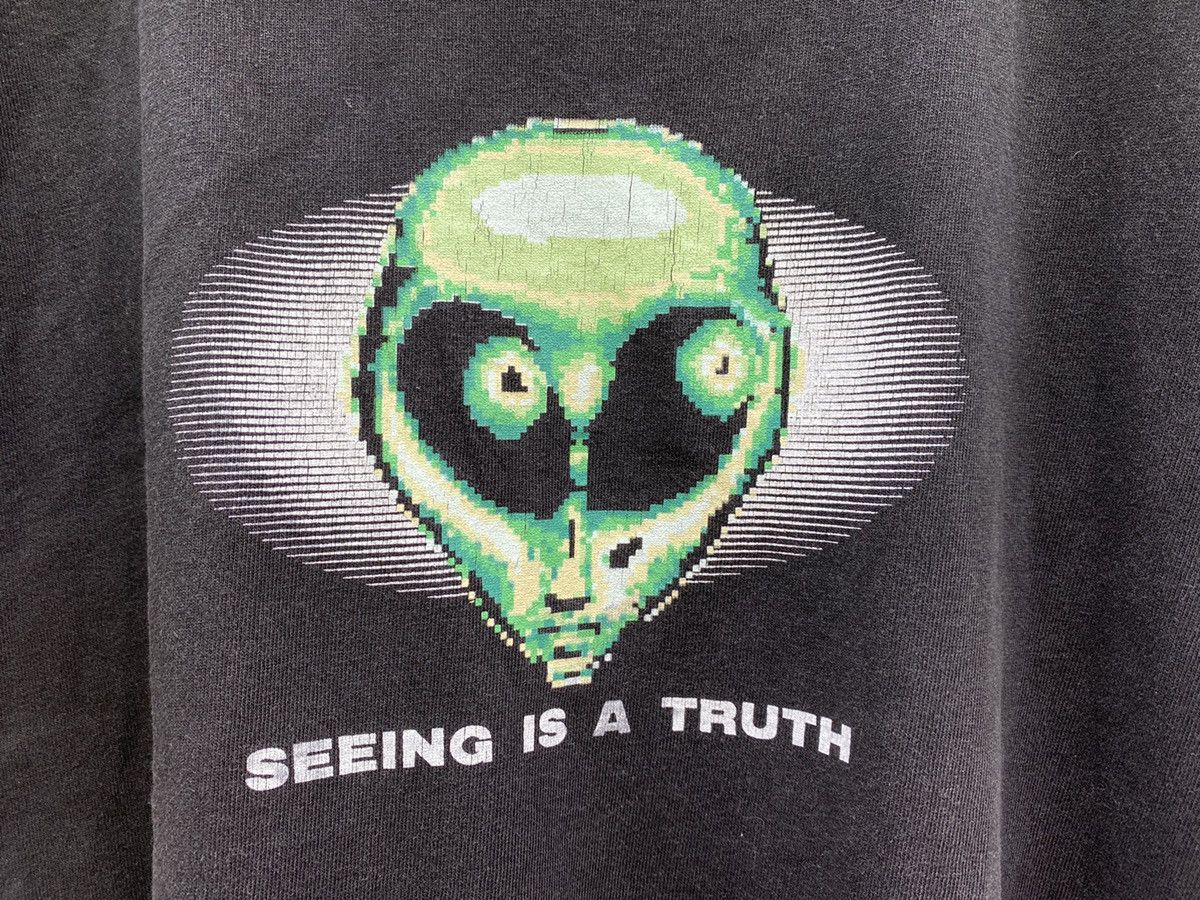 Alien Workshop × Vintage Vintage 90s Alien Workshop Seeing is a Truth Size US L / EU 52-54 / 3 - 4 Thumbnail