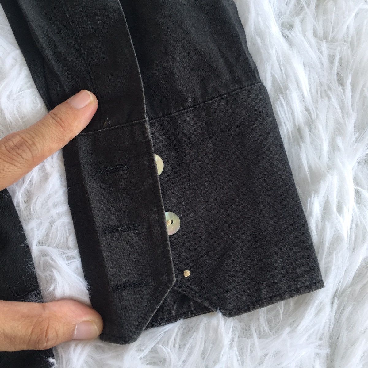 Jean Paul Gaultier Rare Vintage Jean Paul Gaultier JPG Buttons Shirt Size US S / EU 44-46 / 1 - 11 Thumbnail