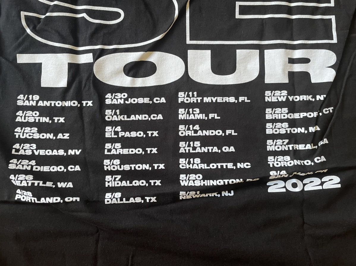 J Balvin × Takashi Murakami × Vintage Medium Clouds Smiley Tee Jose Tour 2022 1 2 Black ABC Shirt Size US M / EU 48-50 / 2 - 5 Thumbnail