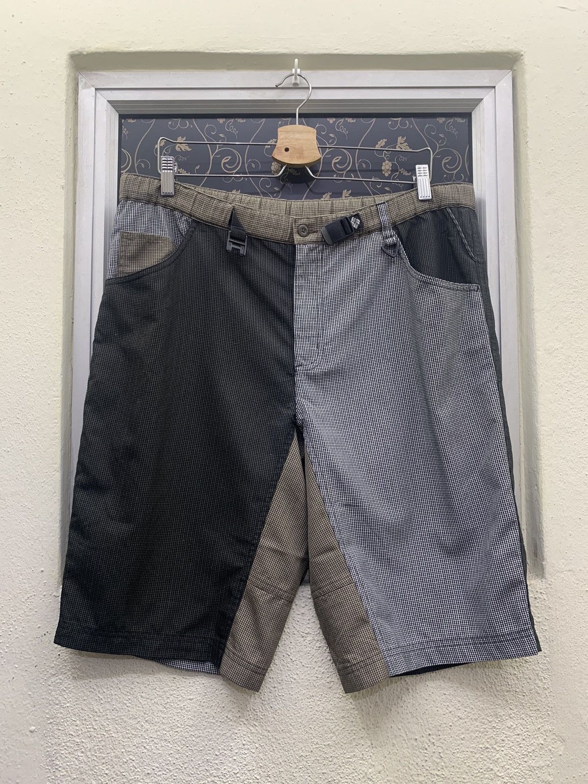 Columbia Columbia Titanium Shorts (Like new) Size US 36 / EU 52 - 1 Thumbnail