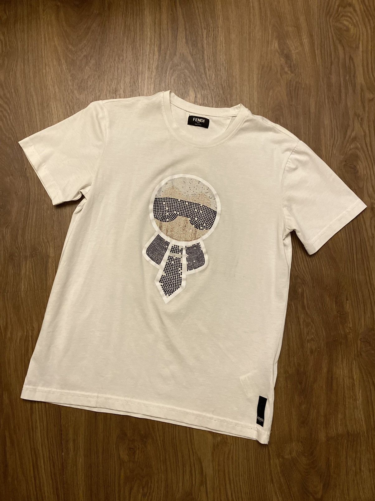 Luxury 🔥 Fendi T-shirt Big Logo Y2K Drill Style