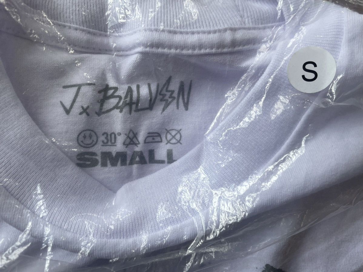 J Balvin Small Tracklist Jose Tour 2022 1 2 White Bad Board ABC Shirt Size US S / EU 44-46 / 1 - 7 Thumbnail