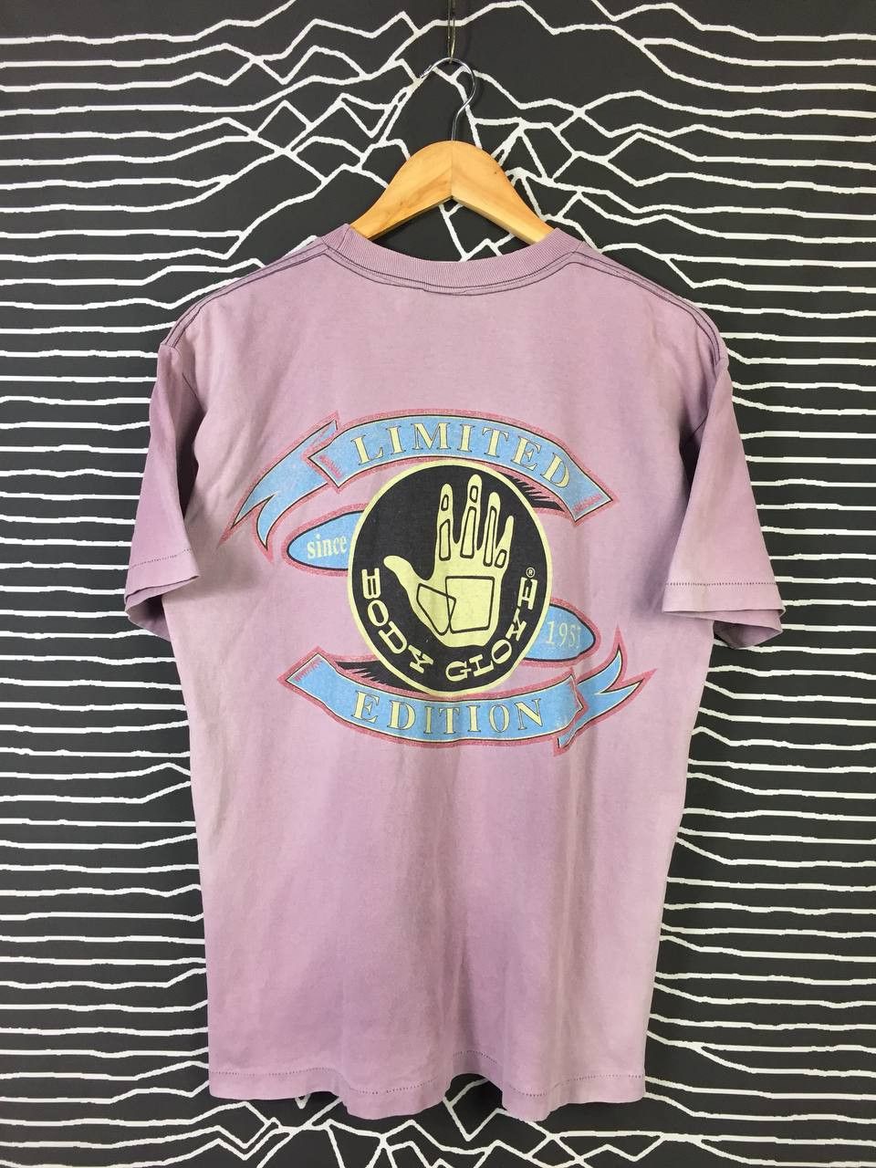 Body Glove Vtg 90s Body Glove Limited Edition Single Stitch Tee Size US M / EU 48-50 / 2 - 1 Thumbnail