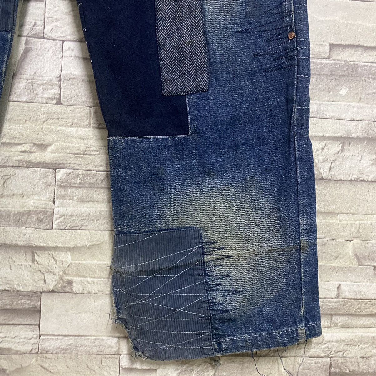 Vintage Vintage LOT29 Denim Baggy Patchwork Jeans Size US 35 - 10 Thumbnail
