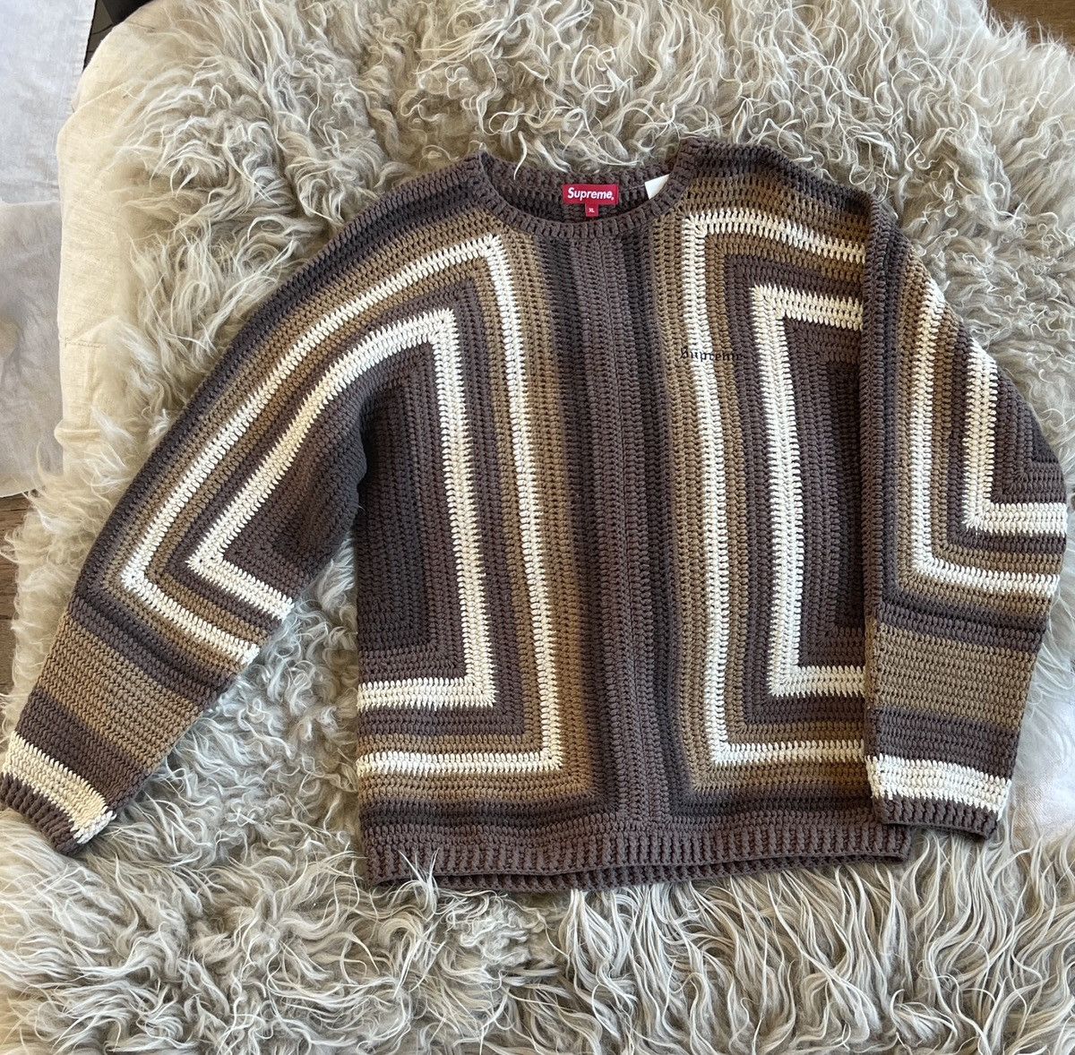 驚きの価格が実現！ Sweater Crocheted Hand Supreme Supreme Brown Grailed | トップス