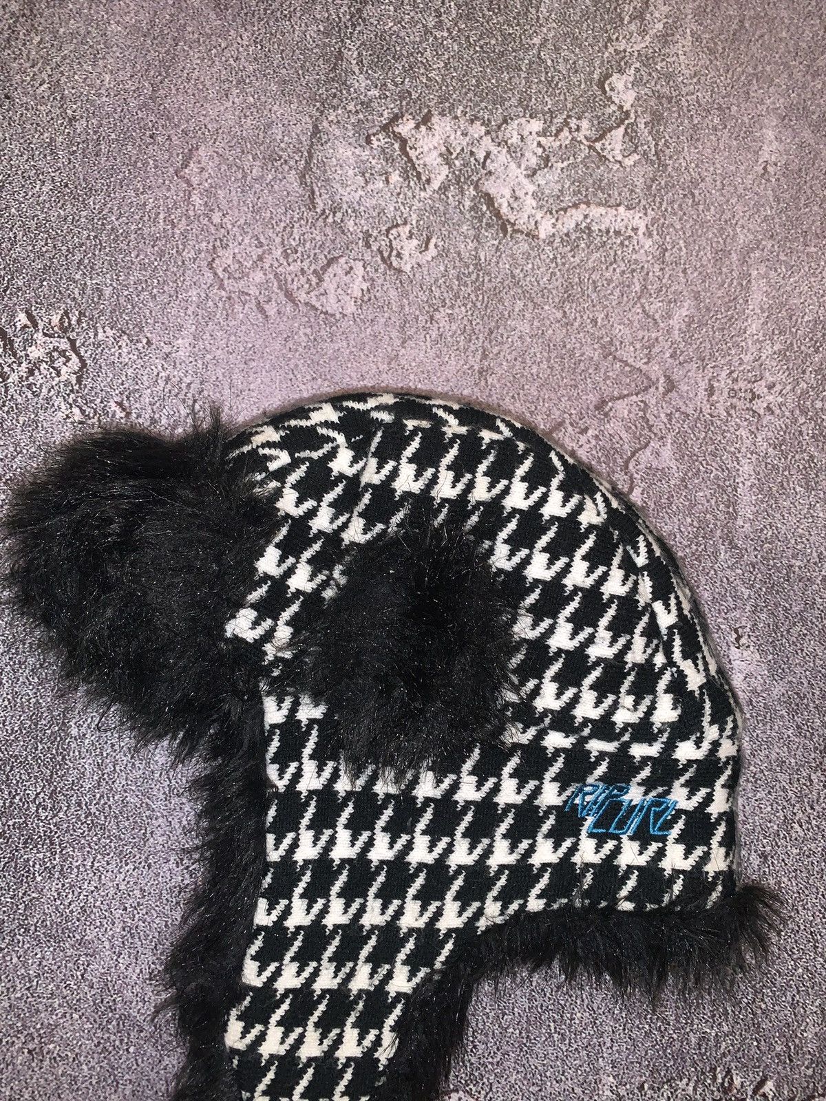 Japanese Brand × Rip Curl Vintage fur mohair alt hat beanie ushanka fuzy teddy ripcurl Size ONE SIZE - 10 Thumbnail