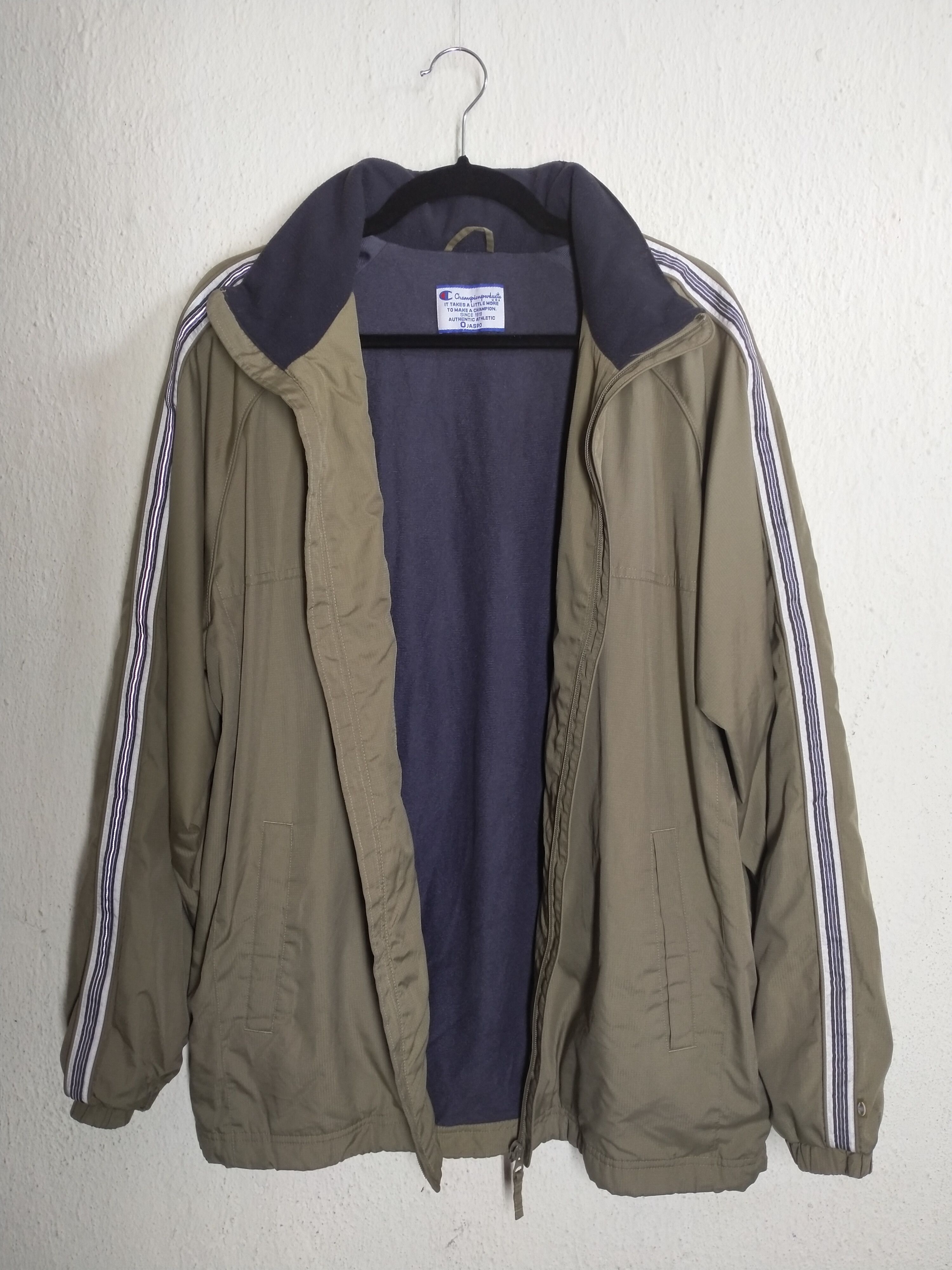Champion Champion Light Jacket Size US L / EU 52-54 / 3 - 1 Thumbnail