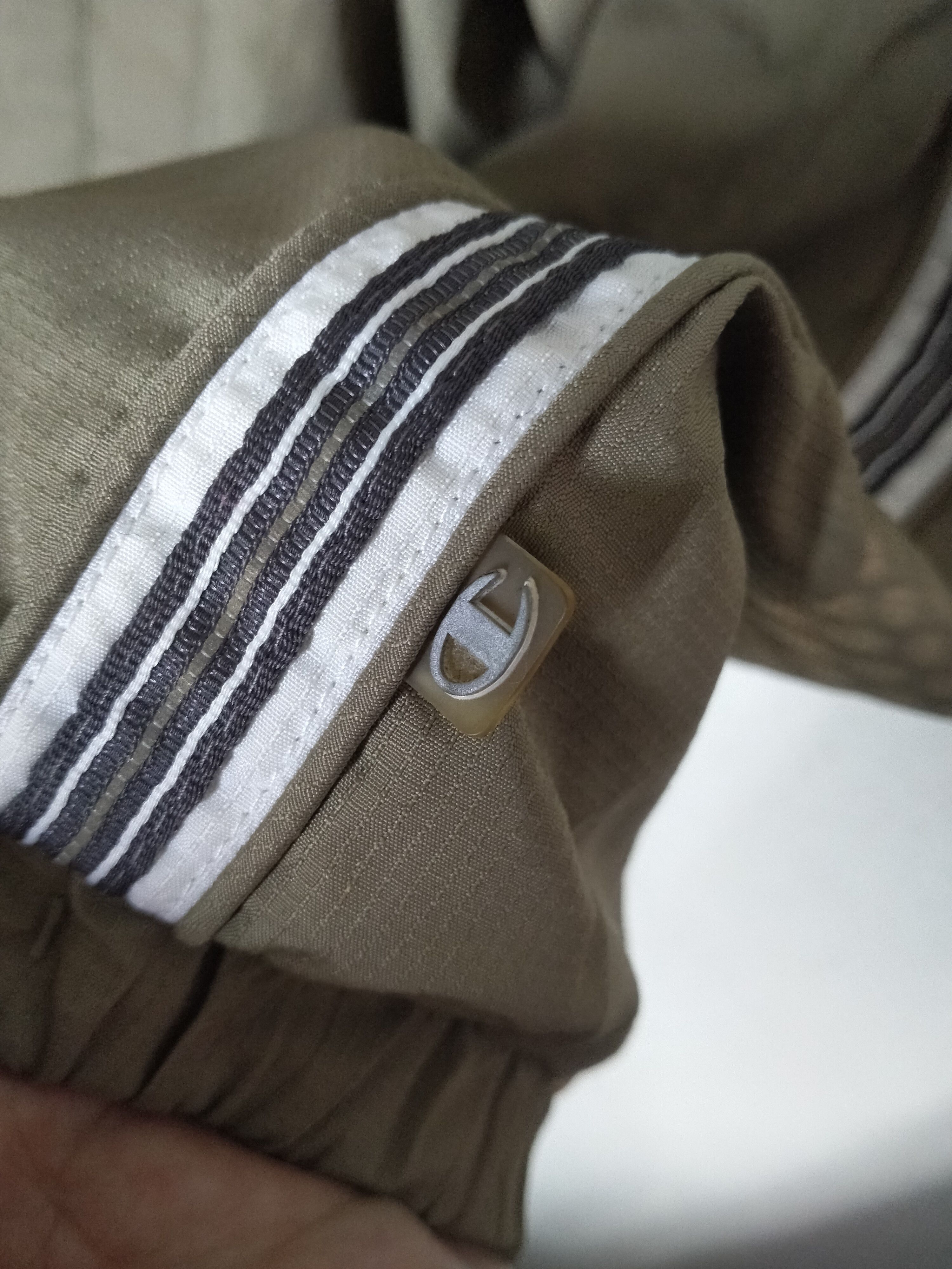 Champion Champion Light Jacket Size US L / EU 52-54 / 3 - 6 Thumbnail