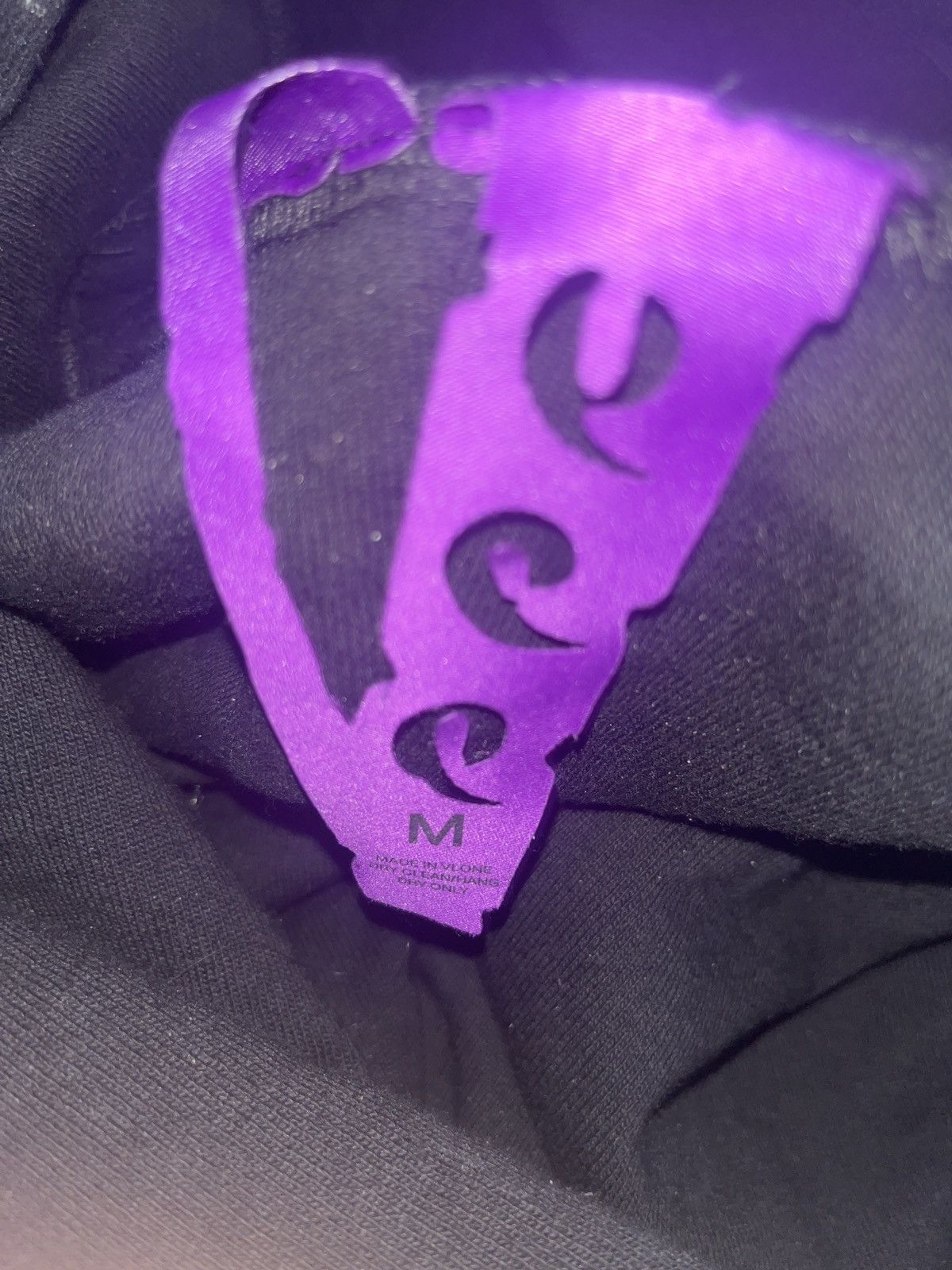 999 Club × Vlone Juice WRLD X Vlone Legend Hoodie (BLACK & MEDIUM Size US M / EU 48-50 / 2 - 4 Thumbnail