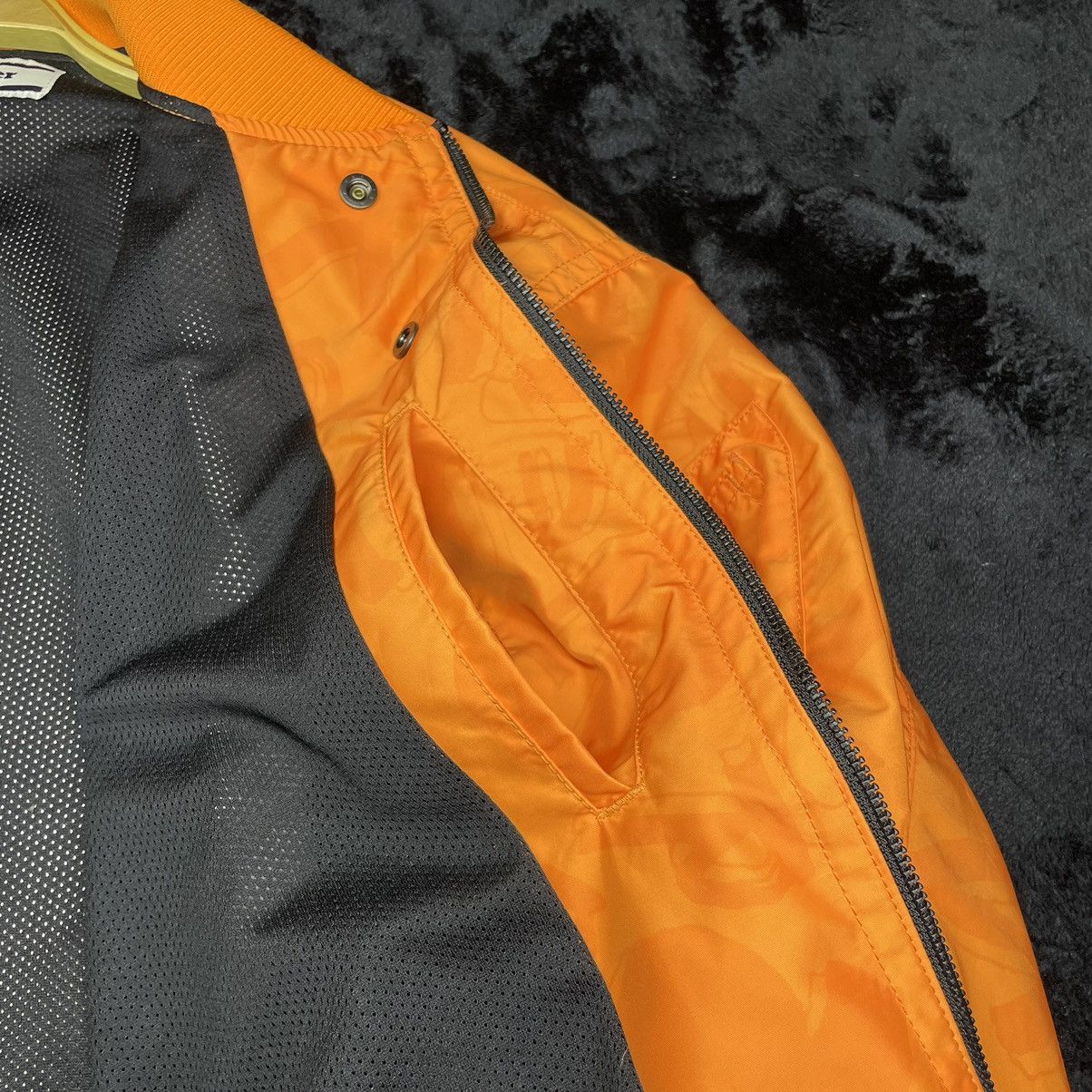 Onitsuka Tiger a91 Onitsuka Tiger monogrem bomber jacket Size US L / EU 52-54 / 3 - 14 Thumbnail