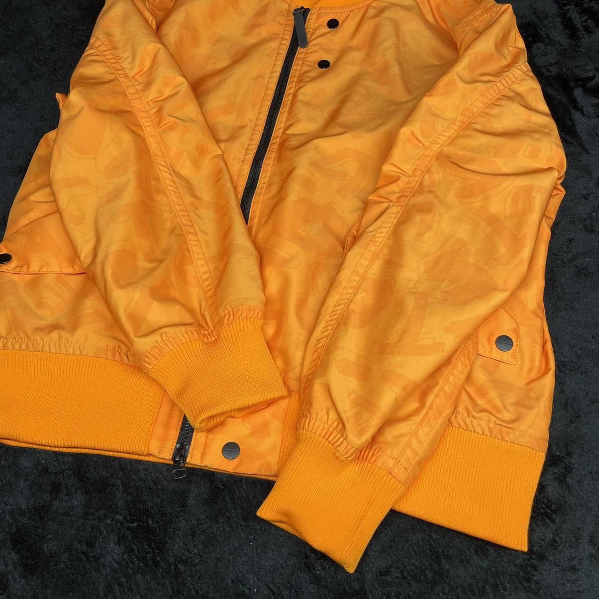 Onitsuka Tiger a91 Onitsuka Tiger monogrem bomber jacket Size US L / EU 52-54 / 3 - 10 Thumbnail