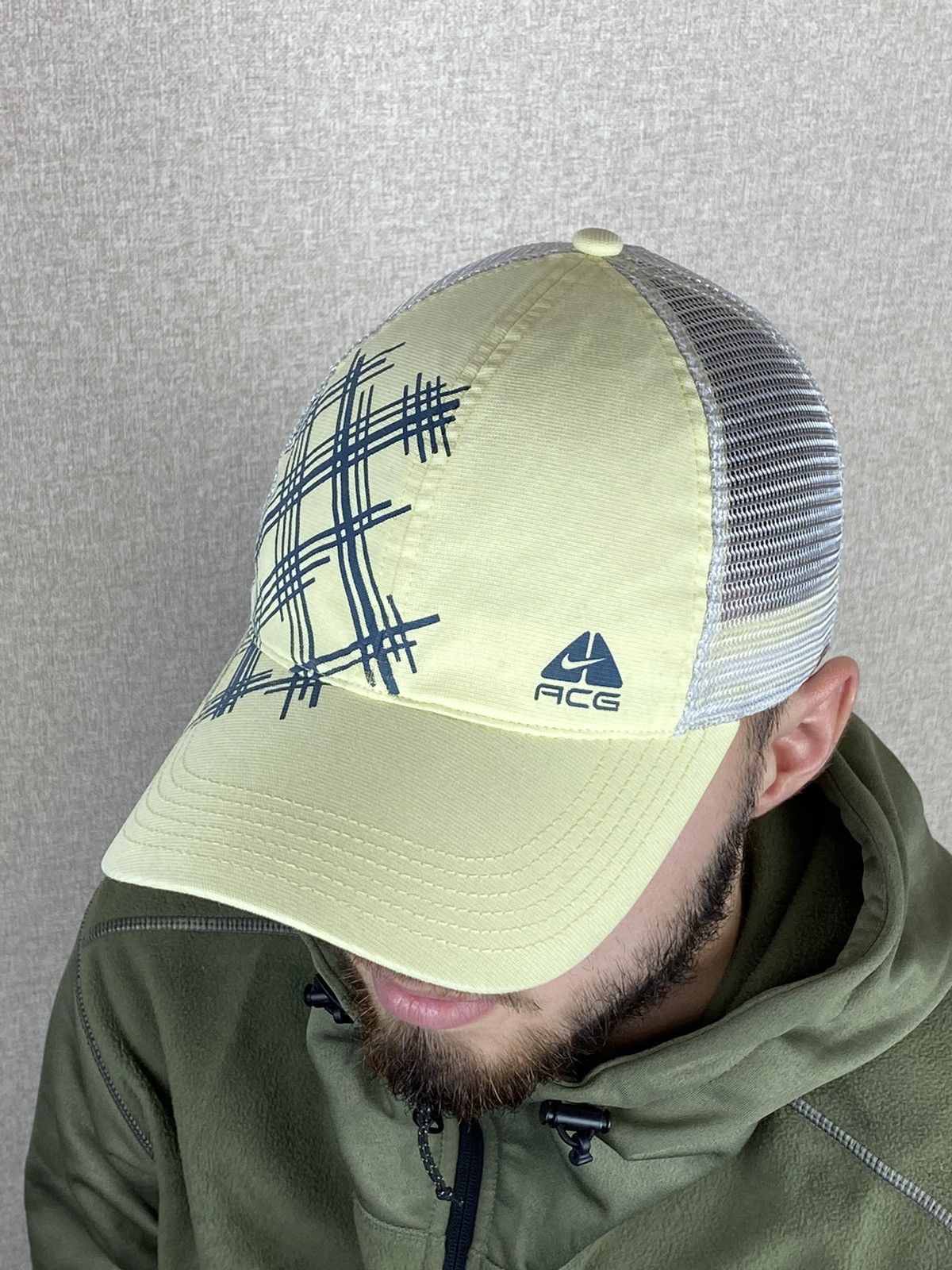 Vintage Nike ACG lemon/blue trucker cap