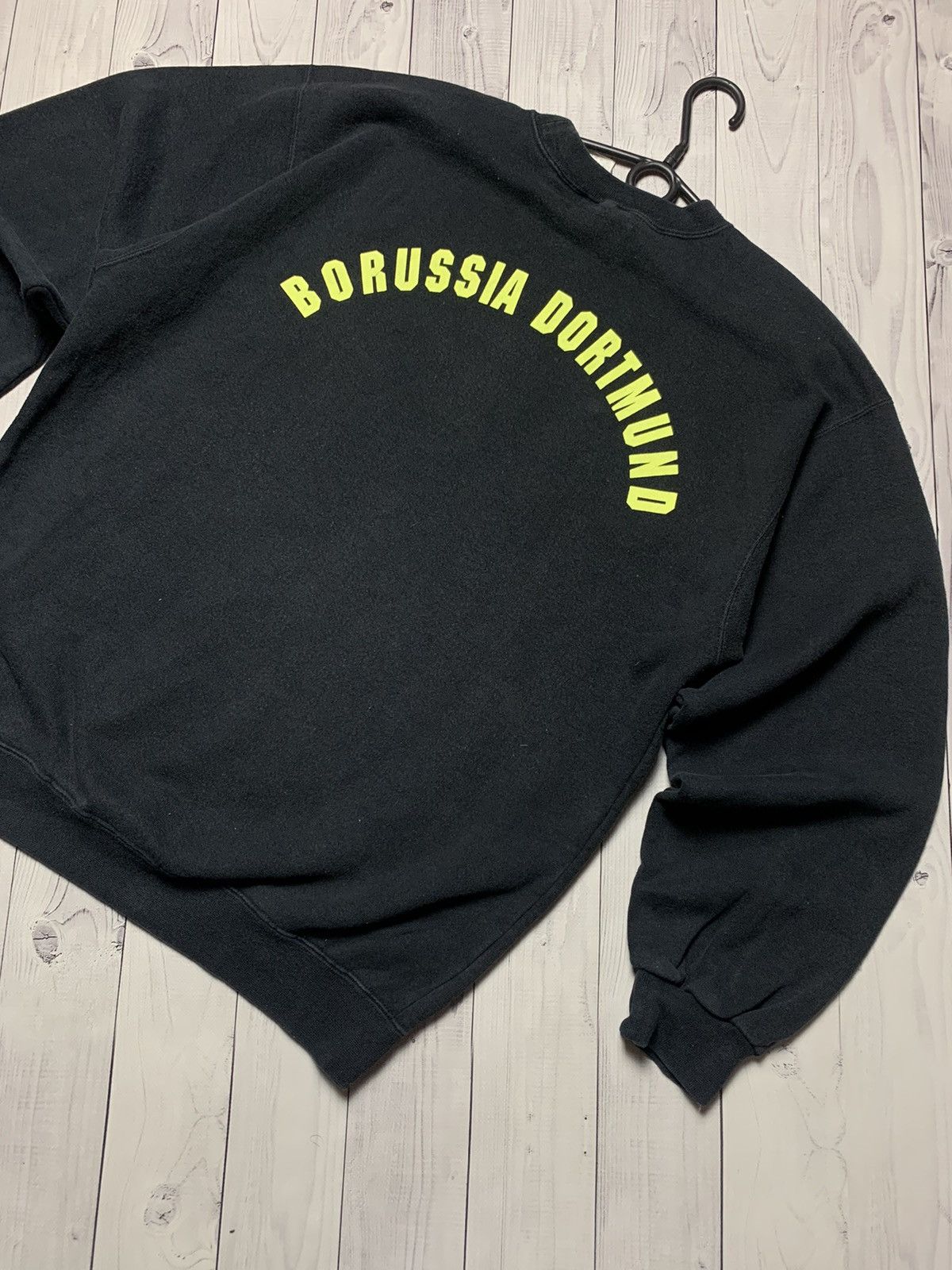 Nike × Vintage Vintage Borussia Dortmund Nike Soccer sweatshirt size L Size US L / EU 52-54 / 3 - 4 Thumbnail