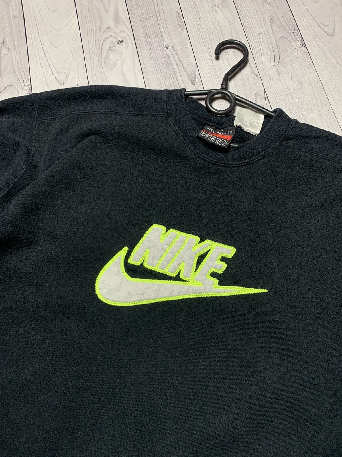 Nike × Vintage Vintage Borussia Dortmund Nike Soccer sweatshirt size L Size US L / EU 52-54 / 3 - 5 Thumbnail