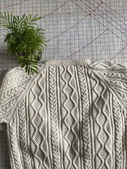 Vintage Vintage Hand Knit Wool Aran Sweater Fits XL Size US XL / EU 56 / 4 - 8 Preview