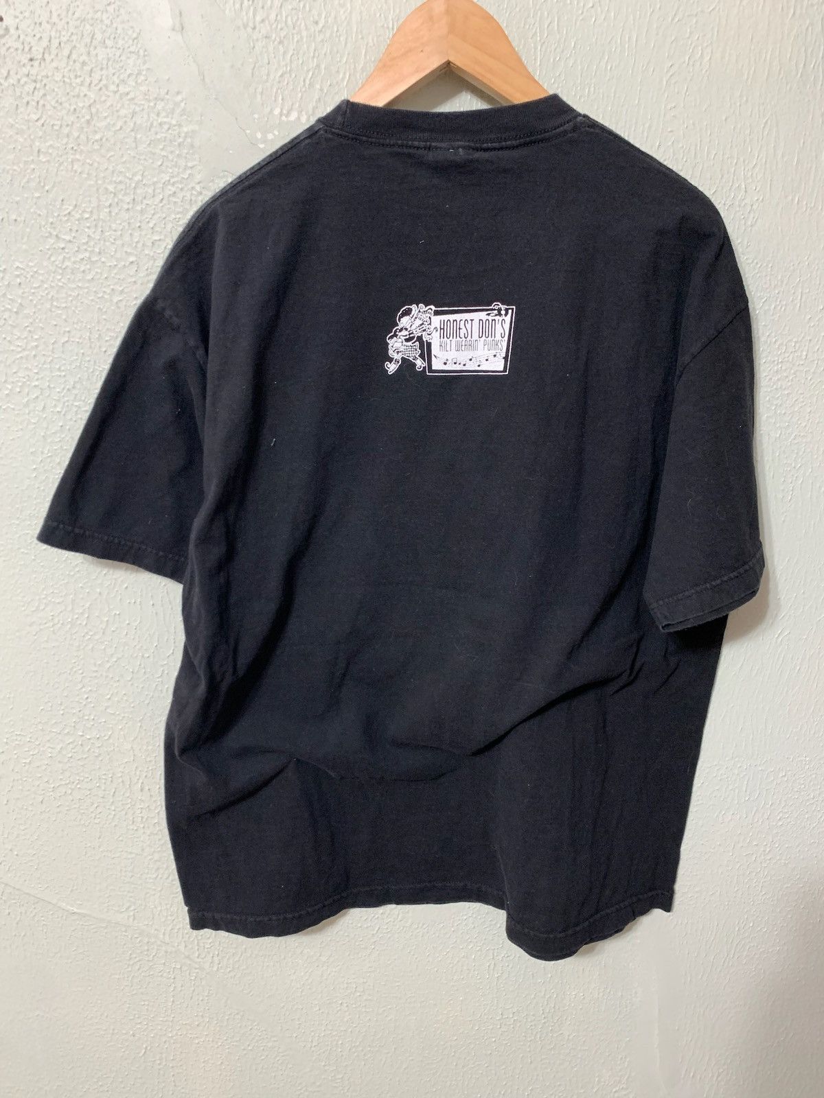 Vintage Vintage Real McKenzies Deer Skull Hunting Tee Size US XL / EU 56 / 4 - 3 Thumbnail