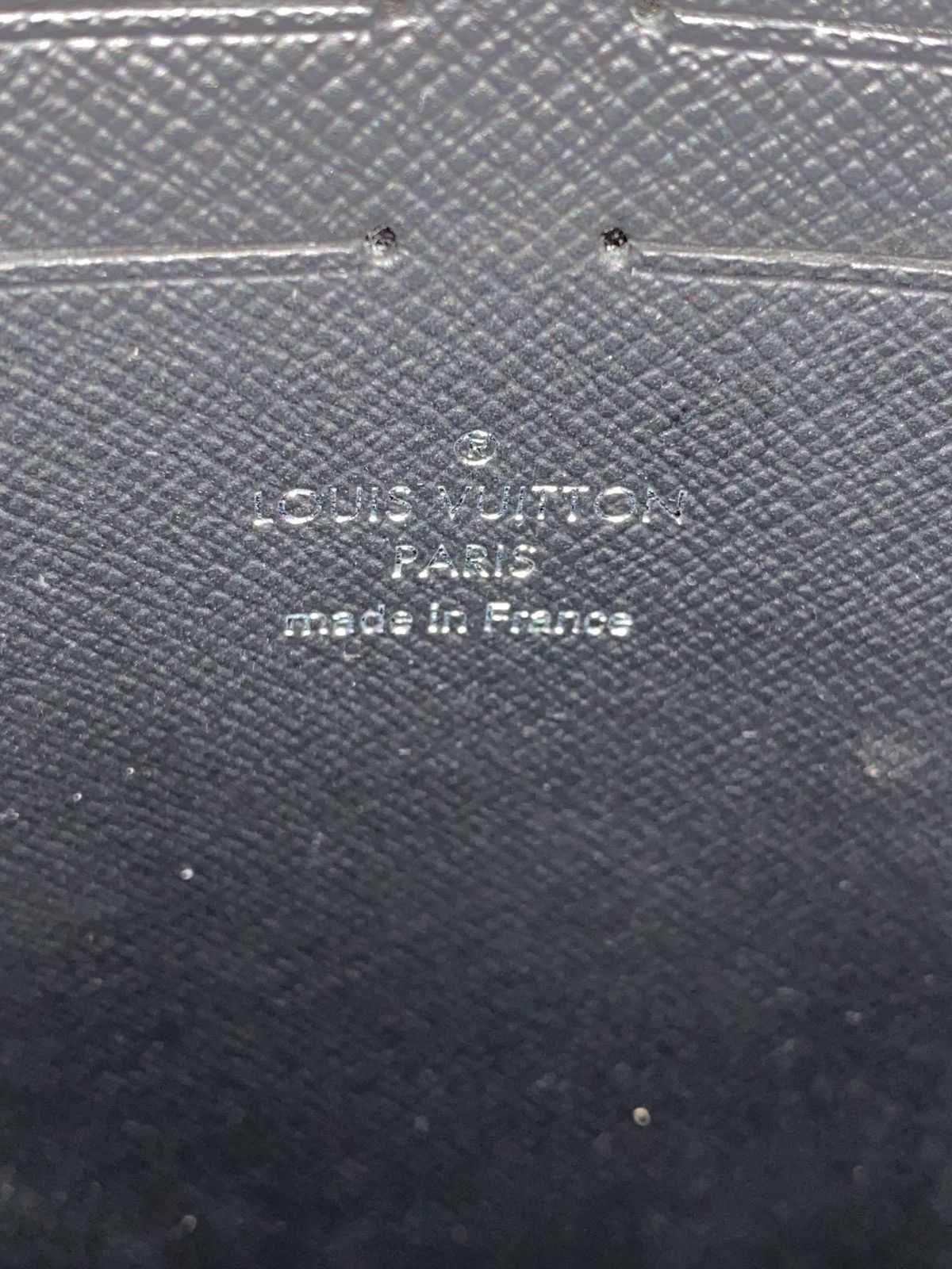 Louis Vuitton POCHETTE VOYAGE MM Size ONE SIZE - 5 Thumbnail