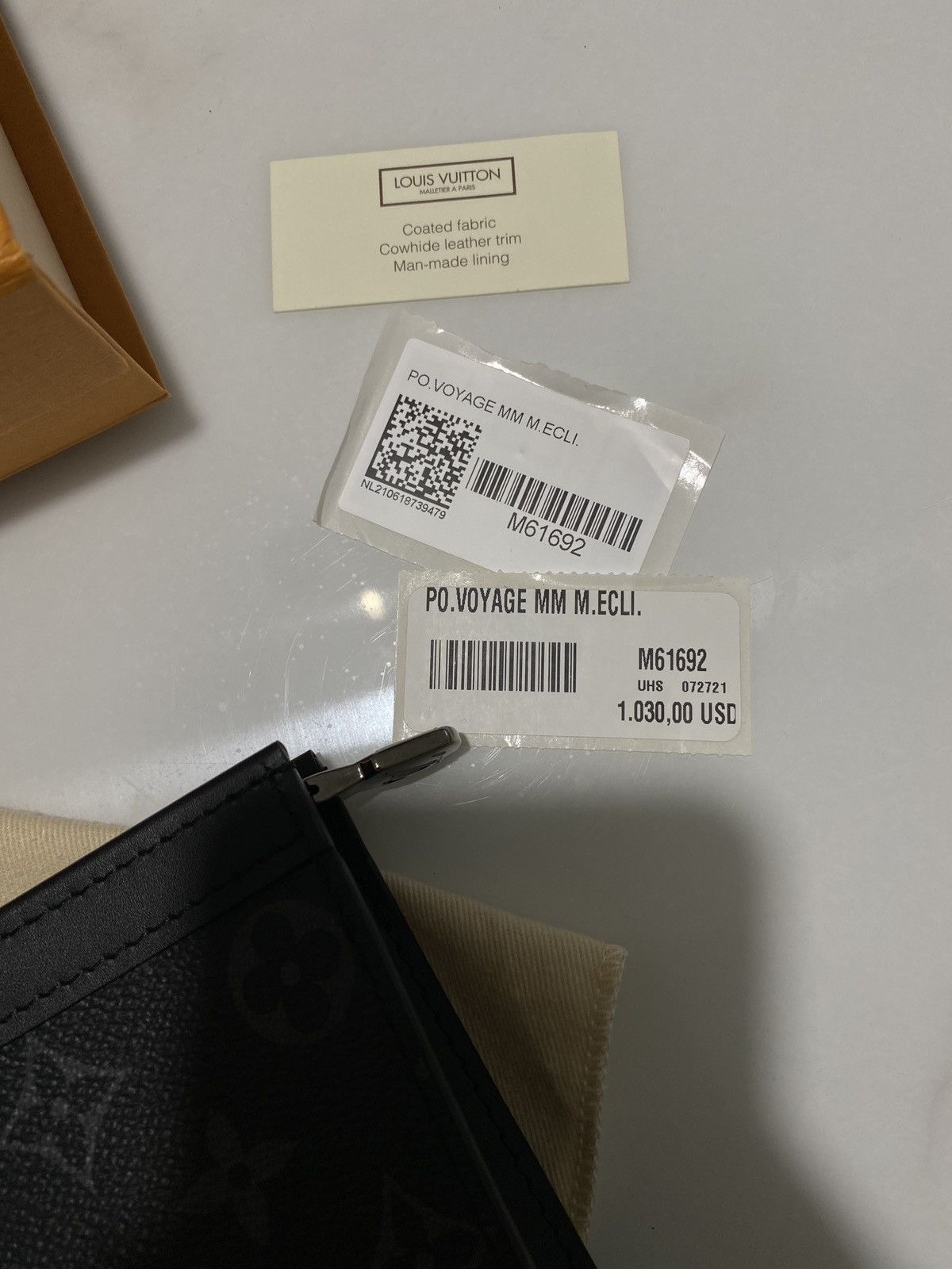 Louis Vuitton POCHETTE VOYAGE MM Size ONE SIZE - 4 Thumbnail