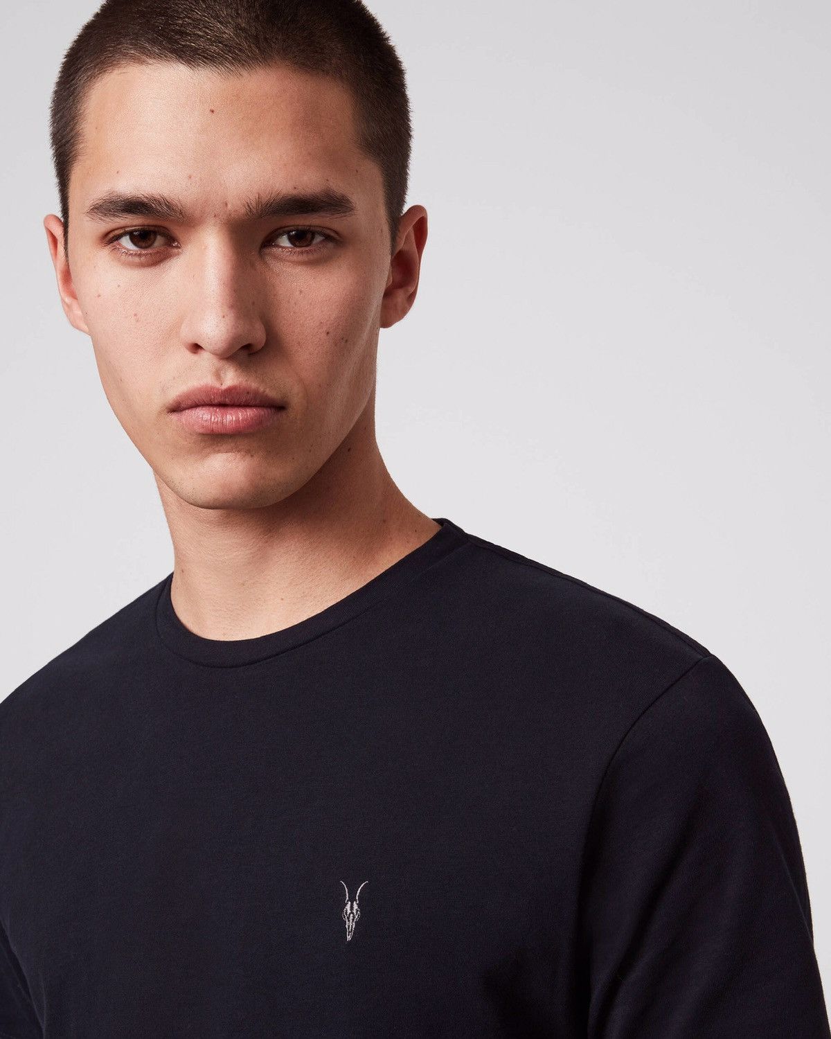 Allsaints Allsaints Race Tonic LS Crew Size US M / EU 48-50 / 2 - 11 Thumbnail