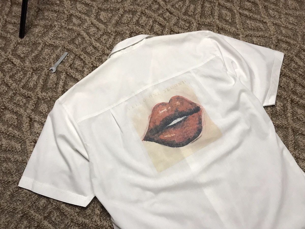 Band Tees Yello One Second Lips print shirt Size US XL / EU 56 / 4 - 10 Thumbnail