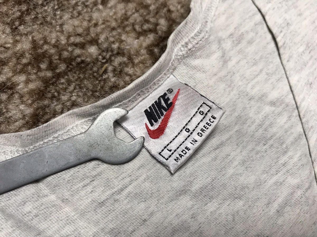 Nike Nike Vintage Logo Tanktop Size US L / EU 52-54 / 3 - 8 Thumbnail