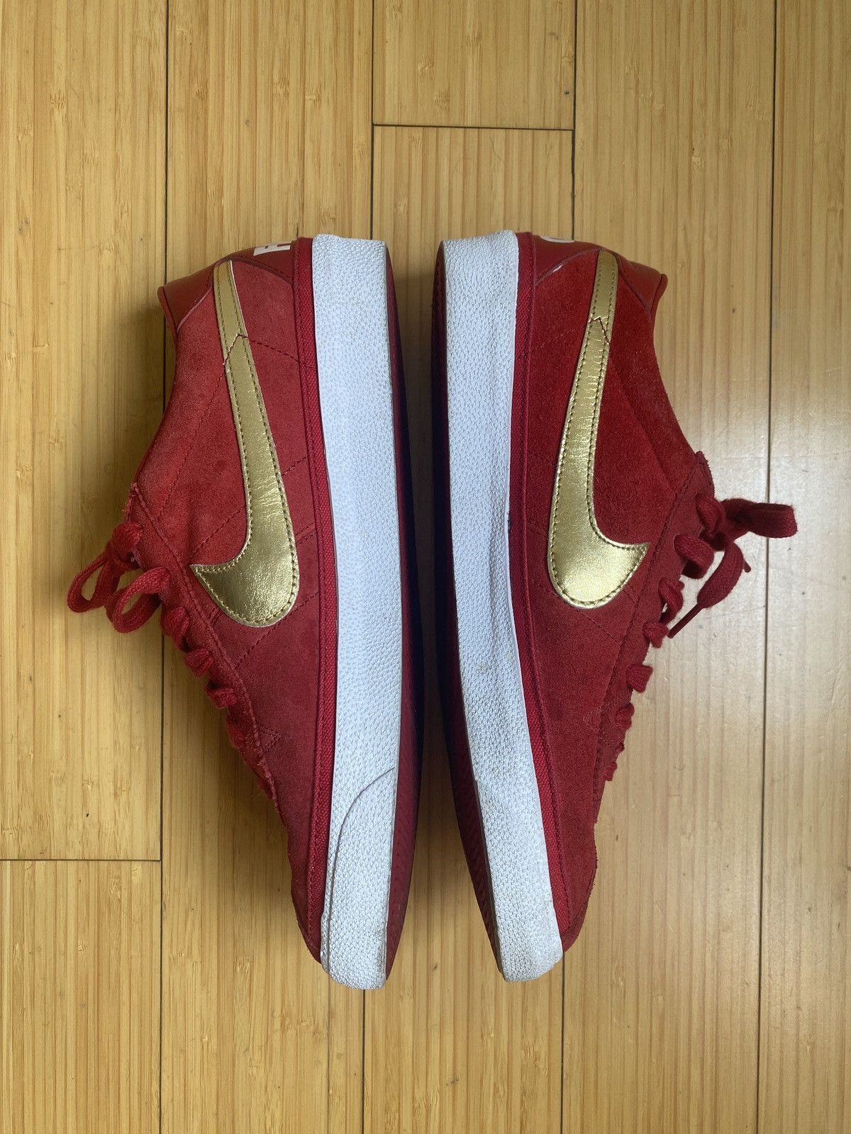Nike × Supreme Nike SB x Supreme Bruin Size 11 Size US 11 / EU 44 - 9 Thumbnail