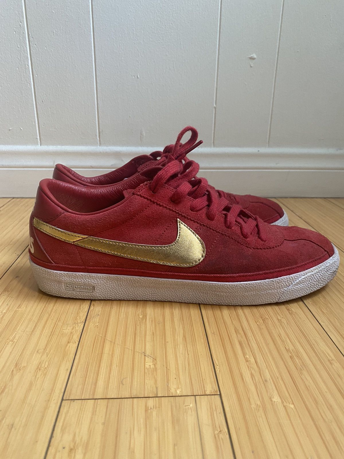 Nike × Supreme Nike SB x Supreme Bruin Size 11 Size US 11 / EU 44 - 4 Thumbnail