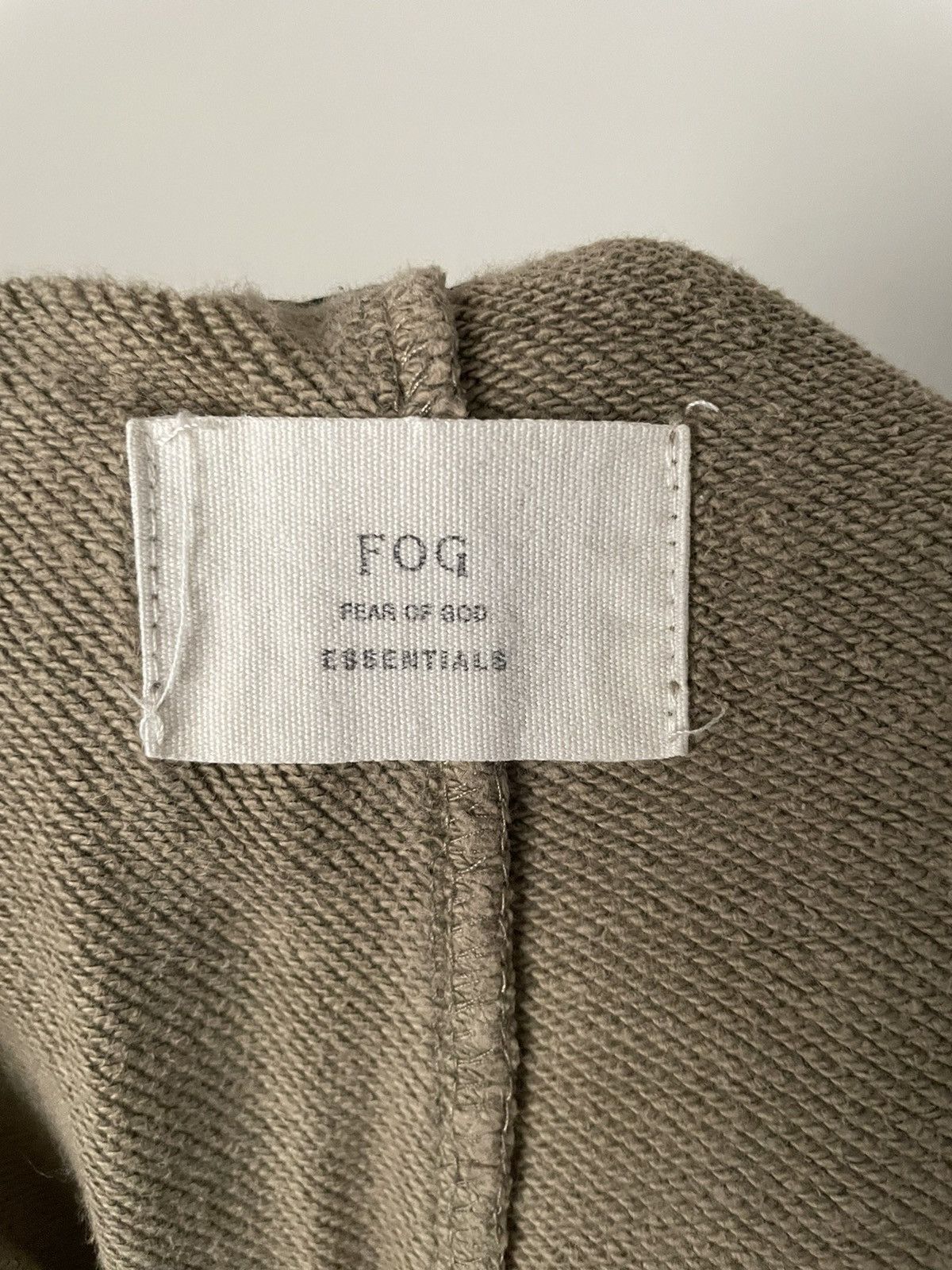 Essentials Fear of God Essentials Fleece Shorts “Silver Sage” Size US 32 / EU 48 - 5 Thumbnail