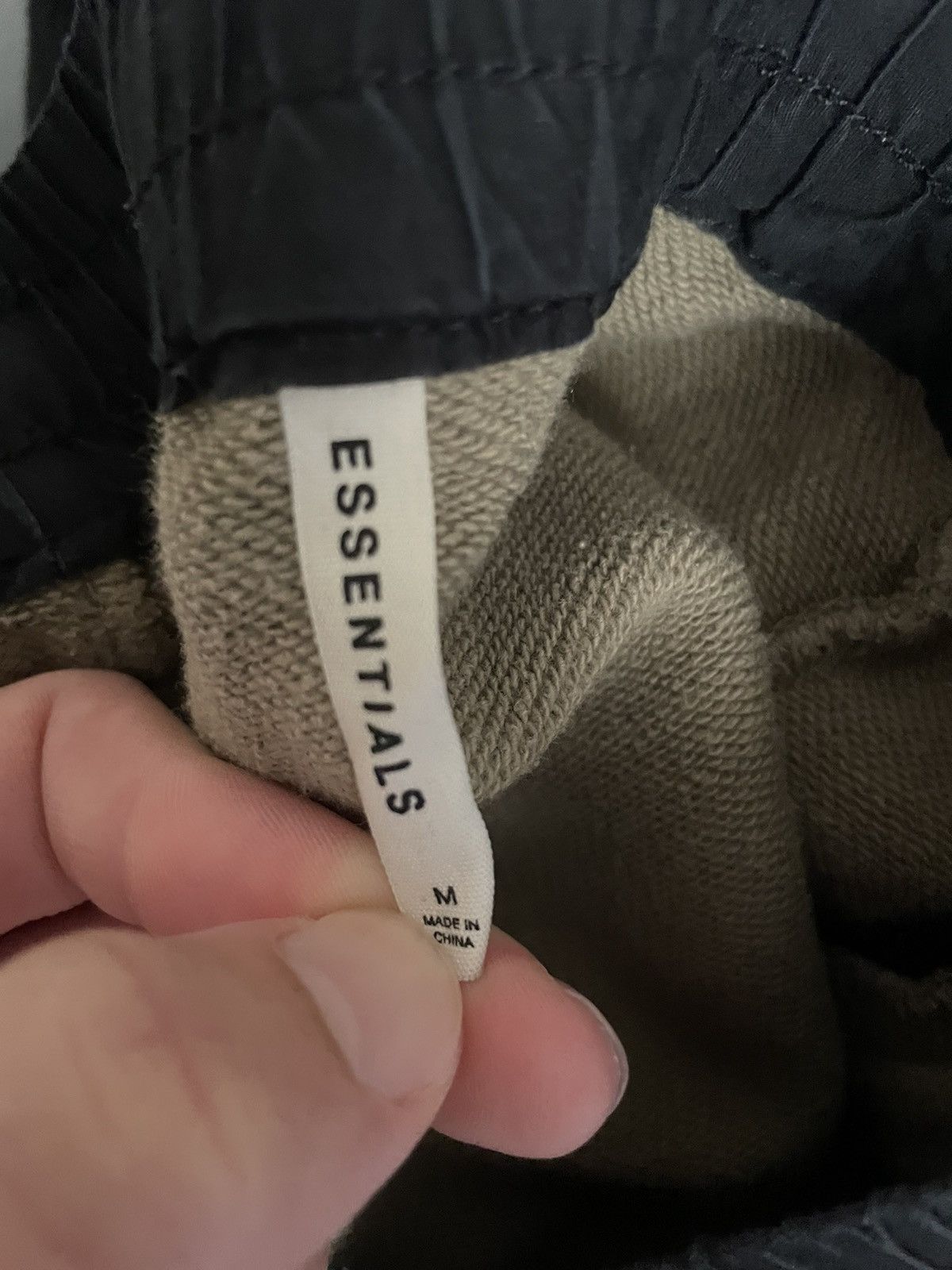 Essentials Fear of God Essentials Fleece Shorts “Silver Sage” Size US 32 / EU 48 - 6 Thumbnail