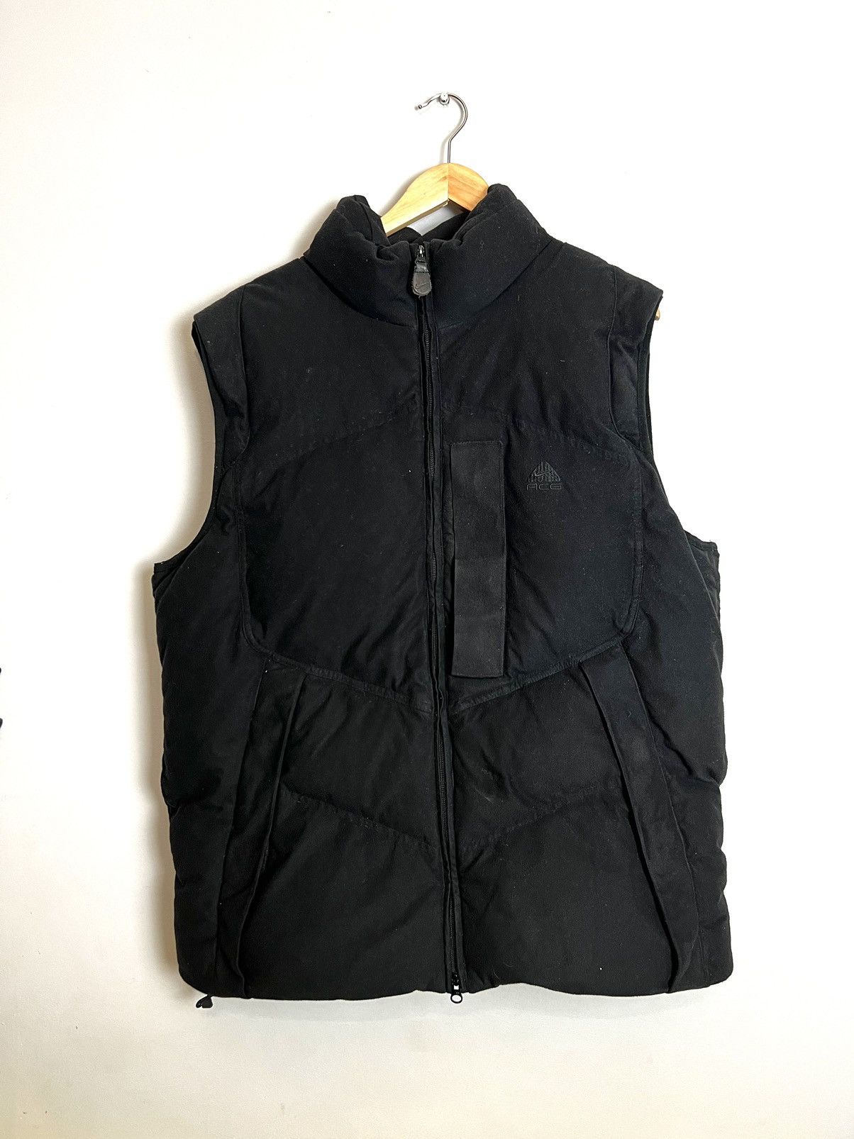 Nike Vintage Y2K Nike ACG Swoosh Black Down Puffer Vest Size XL Size US XL / EU 56 / 4 - 1 Thumbnail