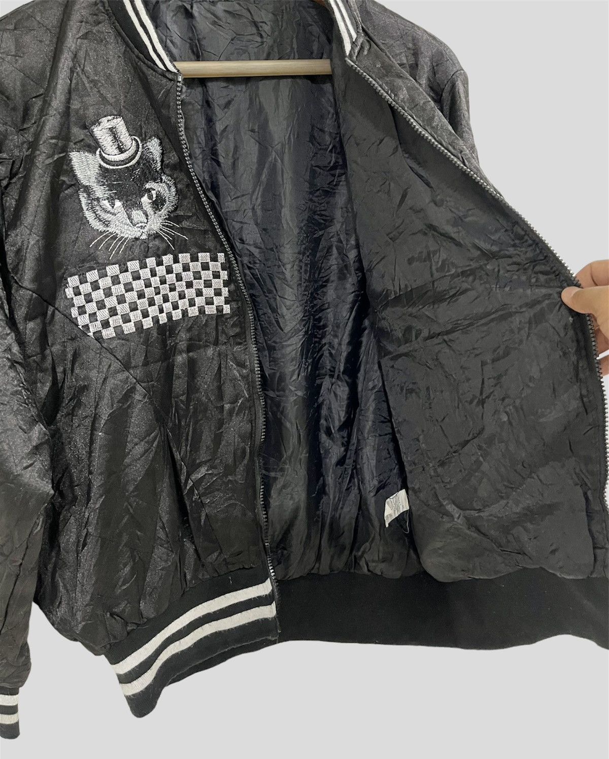 Japanese Brand × Vintage VINTAGE SATIN BLACK CATS FULL ZIPPER SUKAJAN SOUVENIR JACKET Size US M / EU 48-50 / 2 - 2 Thumbnail