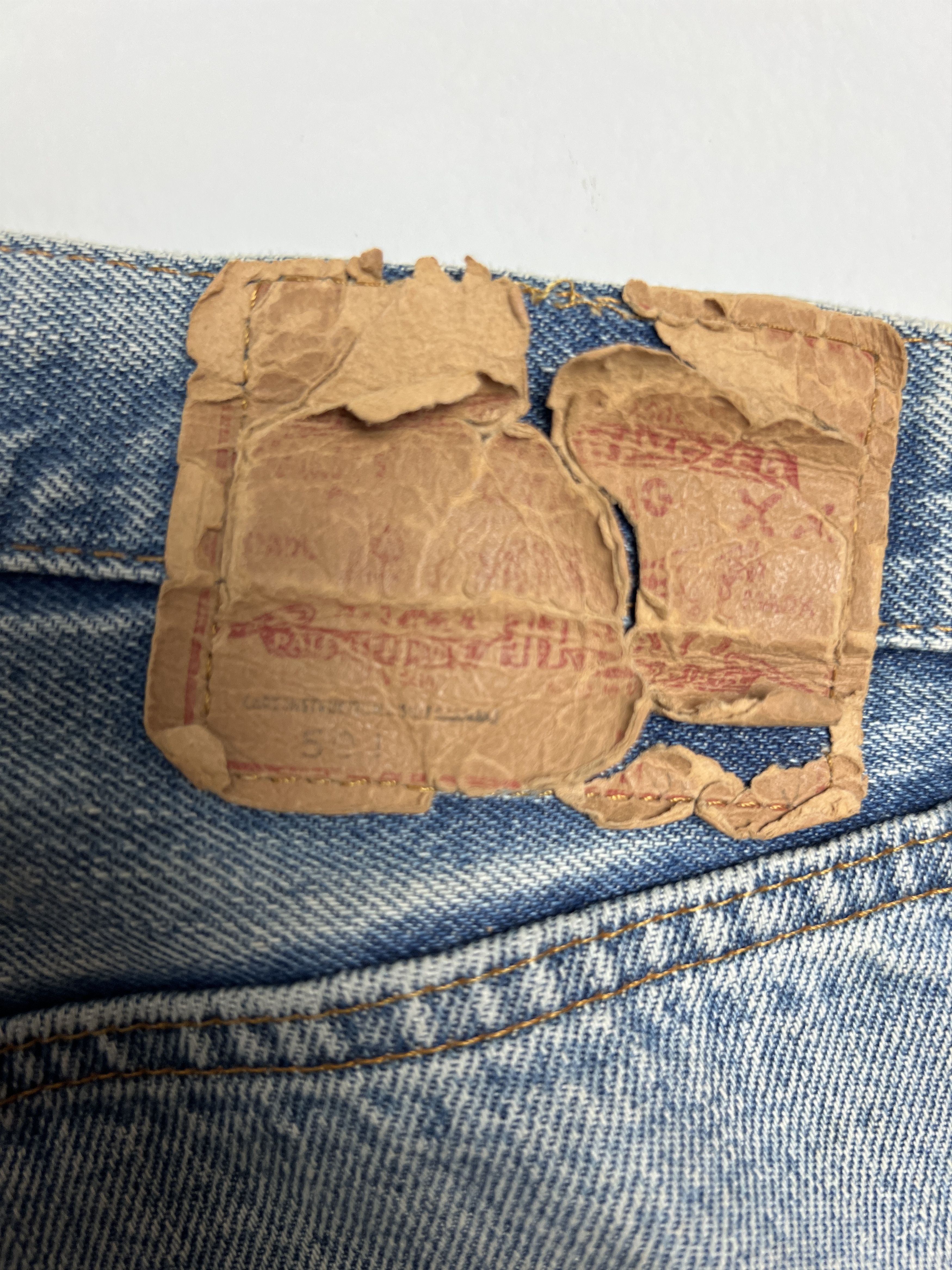 Levi's 1970s Levi's 501 Distressed Redline Selvedge #524 Denim Size US 33 - 9 Thumbnail