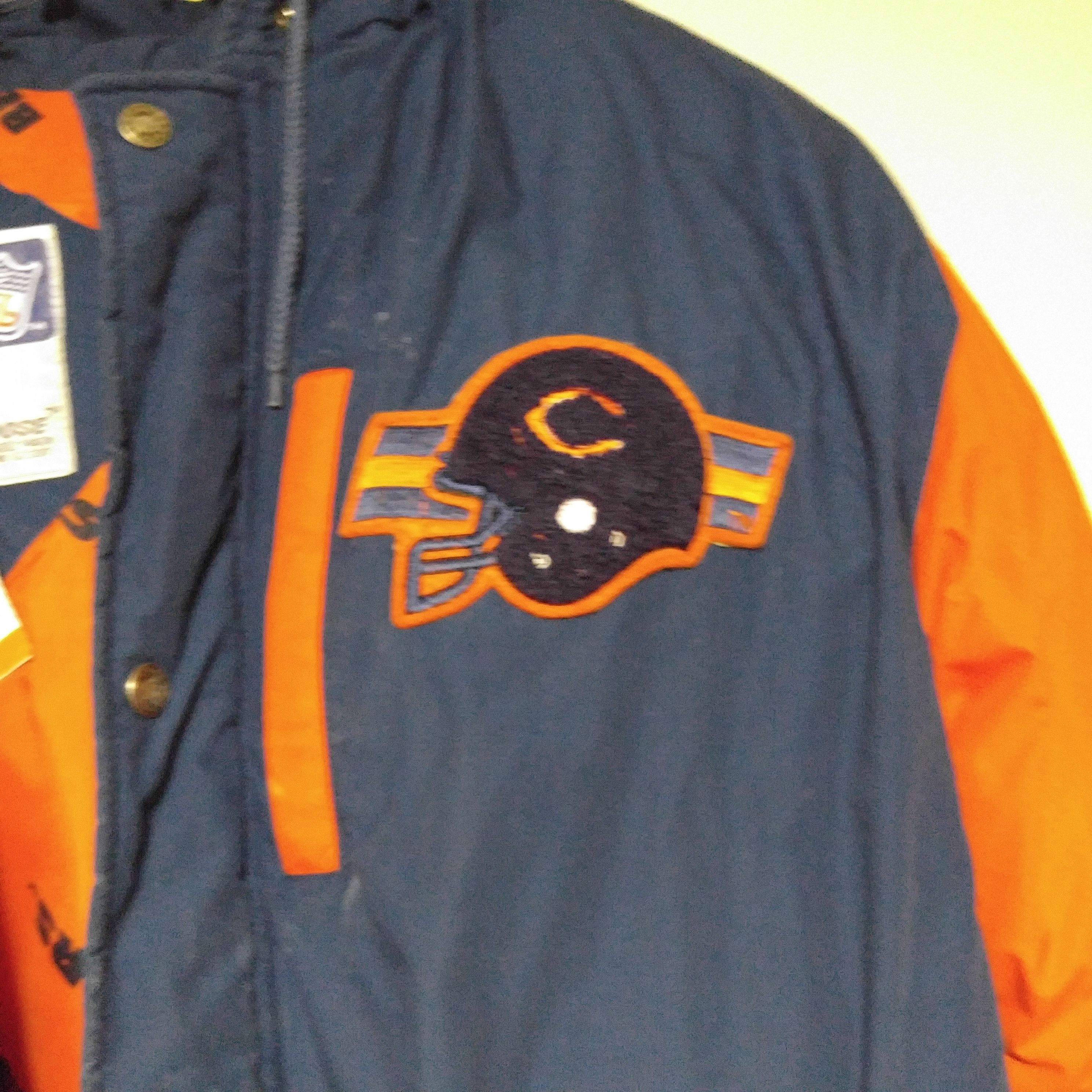 NFL × Triple F.A.T. Goose Chicago Bears vintage down jacket Size US L / EU 52-54 / 3 - 6 Thumbnail