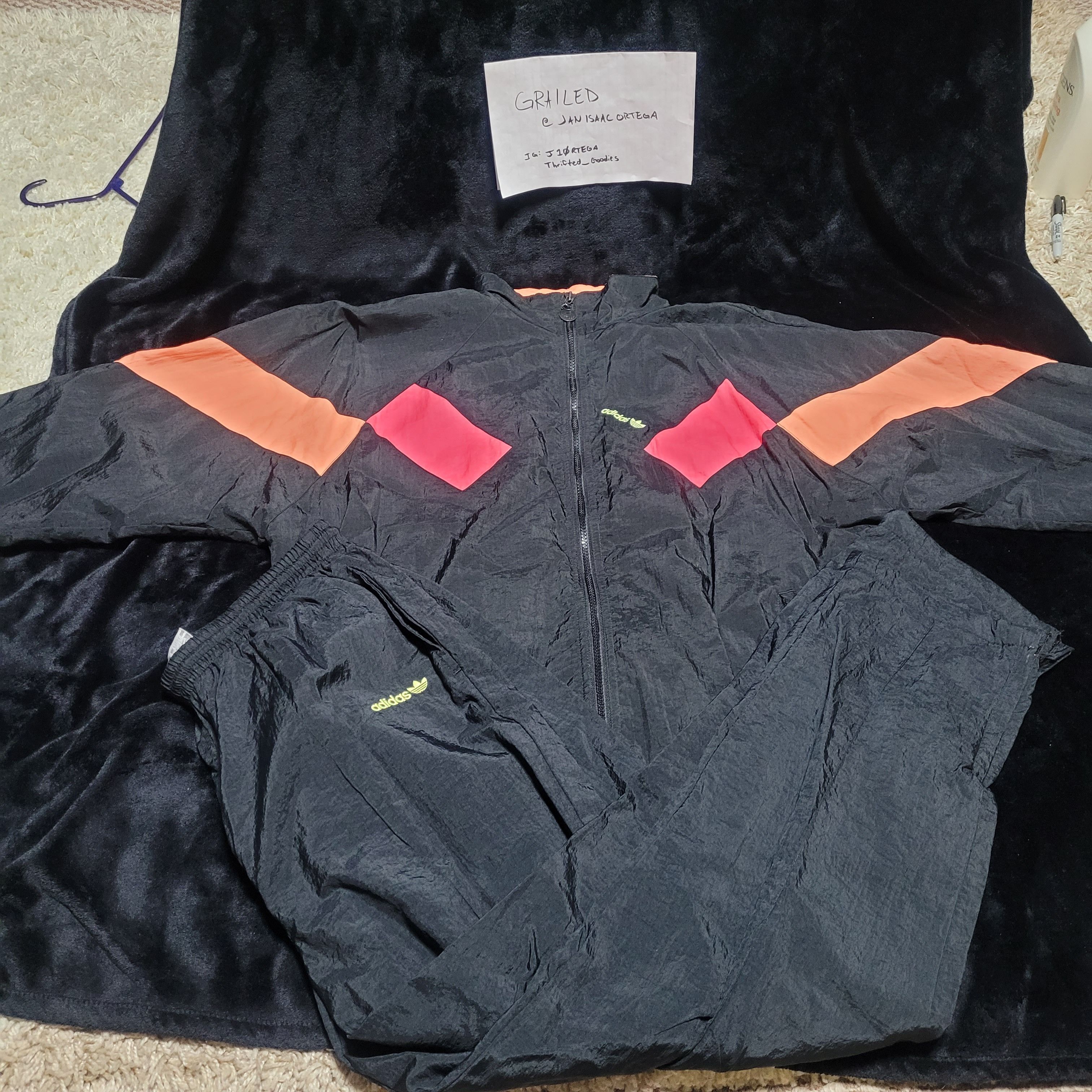 Adidas Mens vintage Adidas track suit size L Size US L / EU 52-54 / 3 - 12 Thumbnail