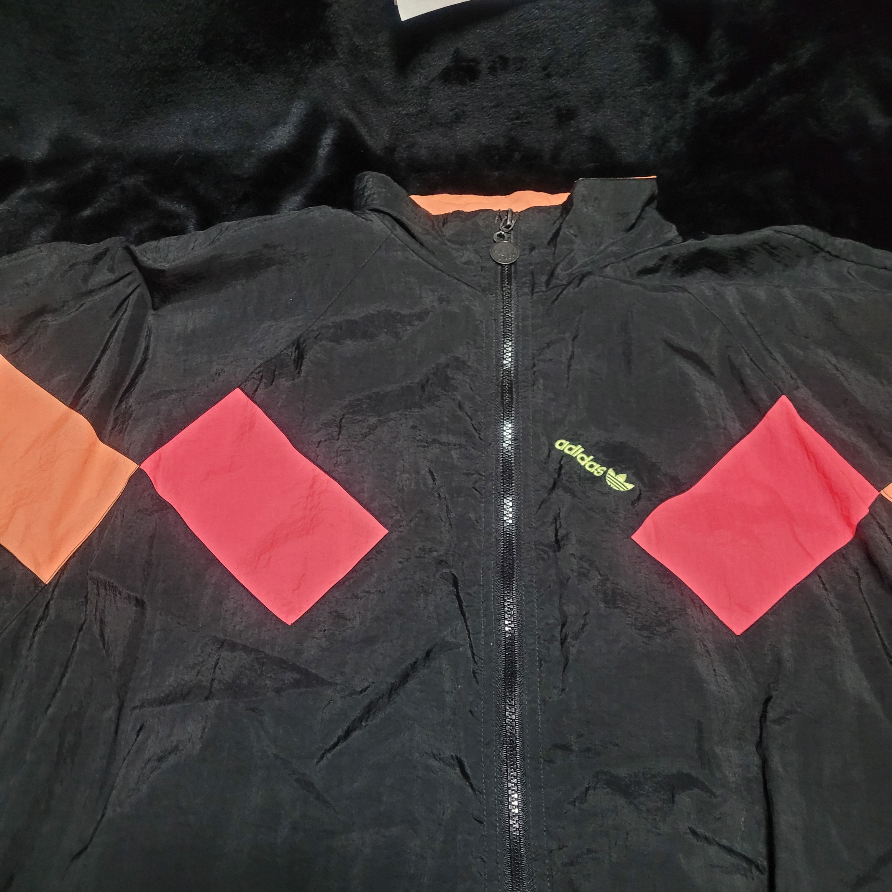 Adidas Mens vintage Adidas track suit size L Size US L / EU 52-54 / 3 - 8 Thumbnail