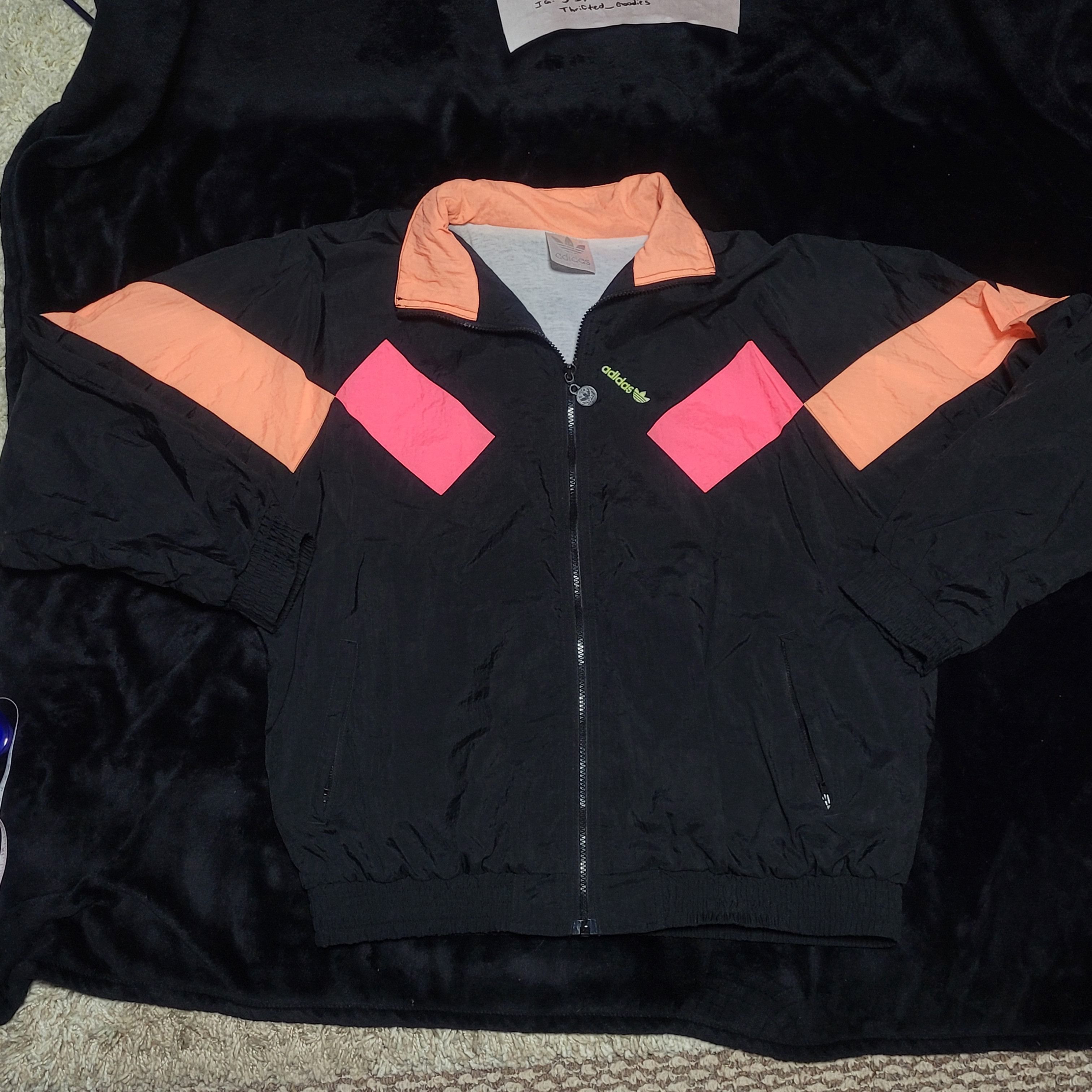 Adidas Mens vintage Adidas track suit size L Size US L / EU 52-54 / 3 - 3 Thumbnail