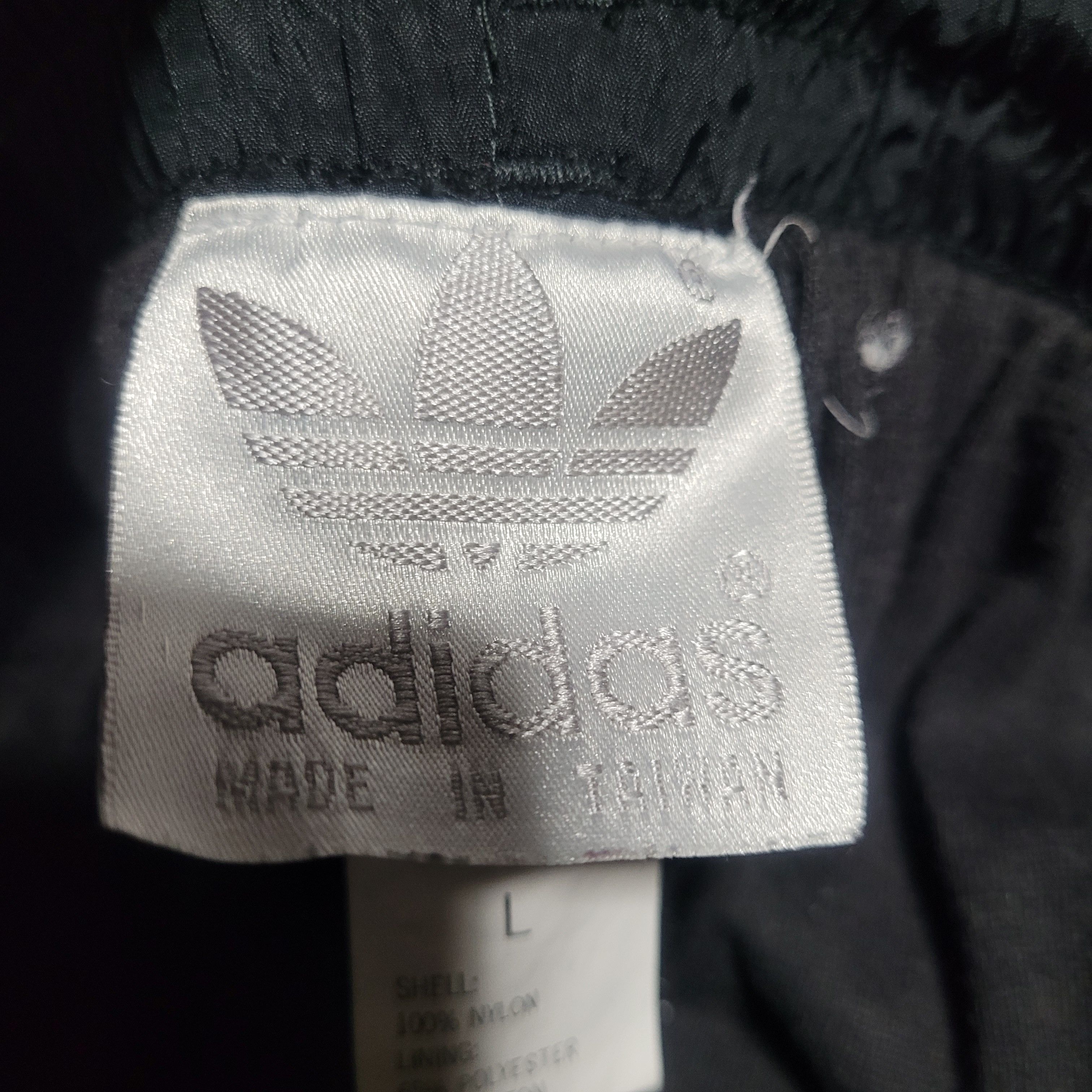 Adidas Mens vintage Adidas track suit size L Size US L / EU 52-54 / 3 - 10 Thumbnail